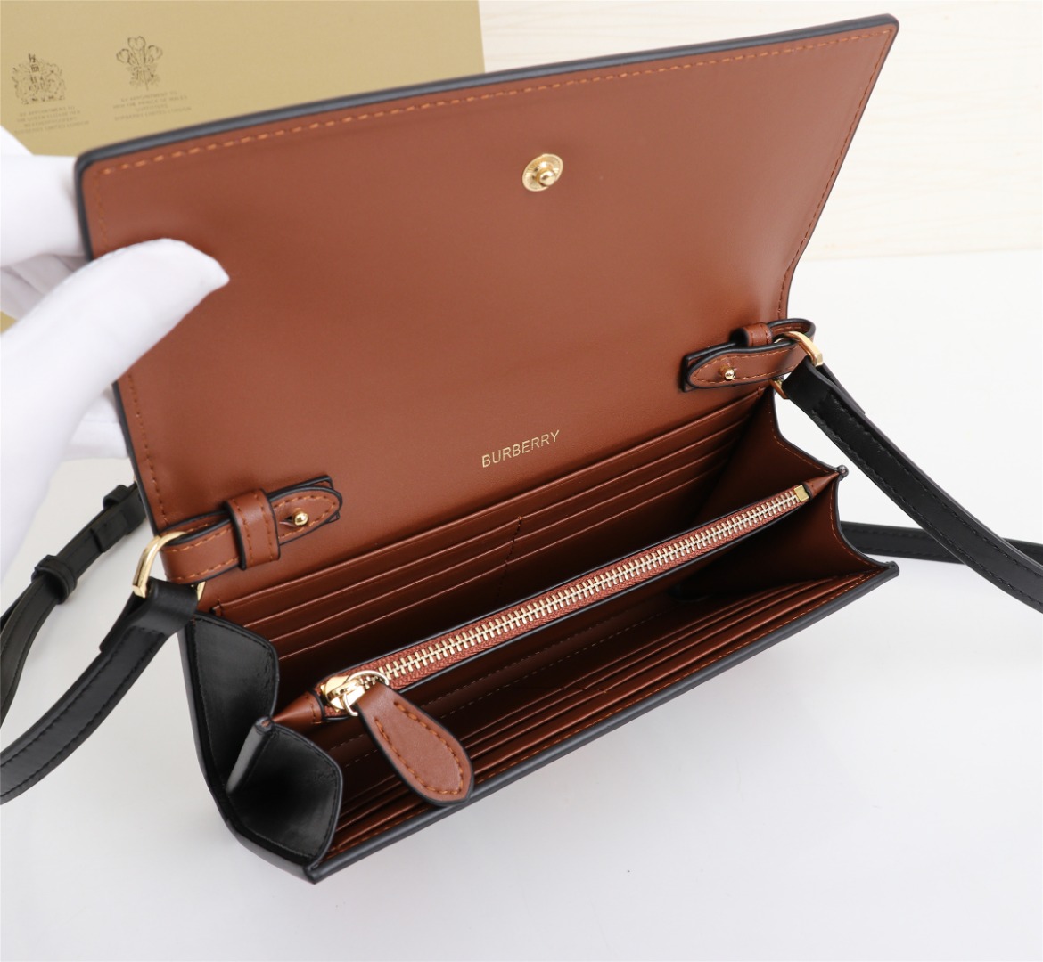 [TOP] BURBERRY Crossbody Bag 21 x 3 x 12cm - Brown
