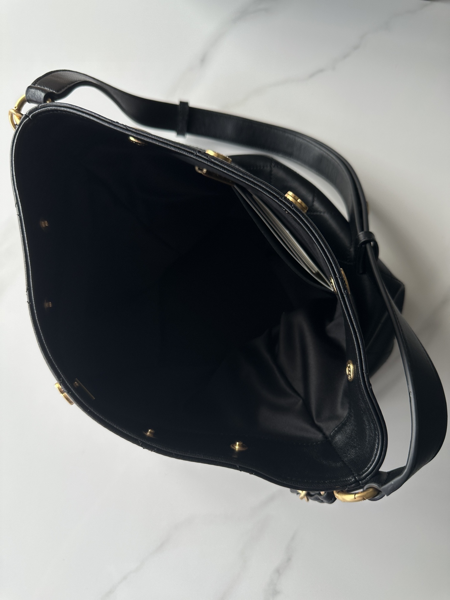 [TOP] CHANEL Hobo Bag 31*28*15cm - 3 Colour