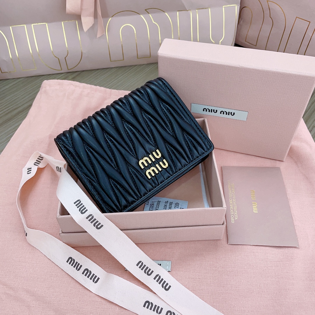 [TOP] Miu Miu Lambskin Matelasse Pocket Wallet 11.5x8cm - 5 Color - 711 Luxury