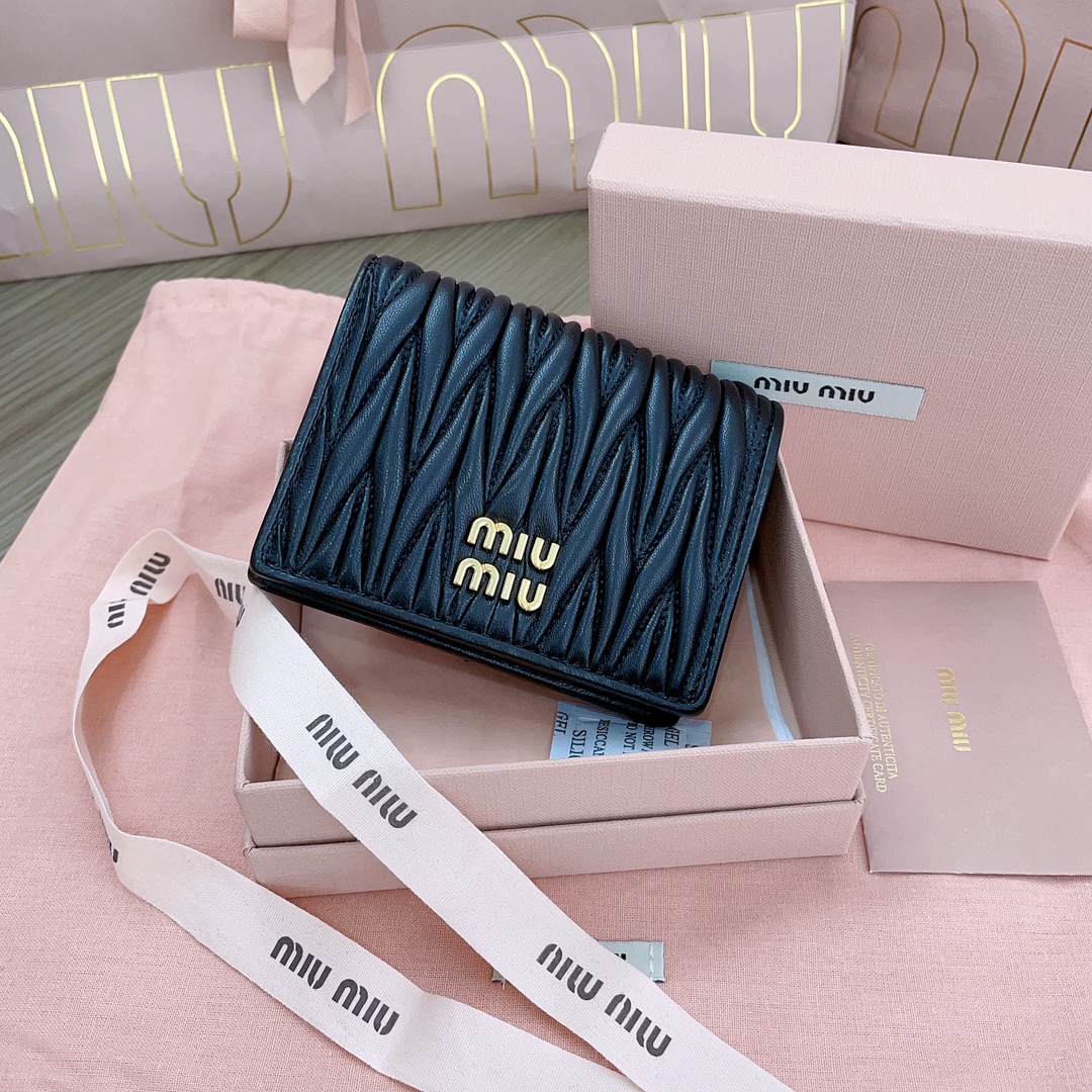 [TOP] Miu Miu Lambskin Matelasse Pocket Wallet 11.5x8cm - 5 Color - 711 Luxury