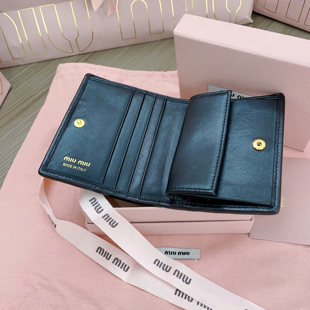 [TOP] Miu Miu Lambskin Matelasse Pocket Wallet 11.5x8cm - 5 Color - 711 Luxury