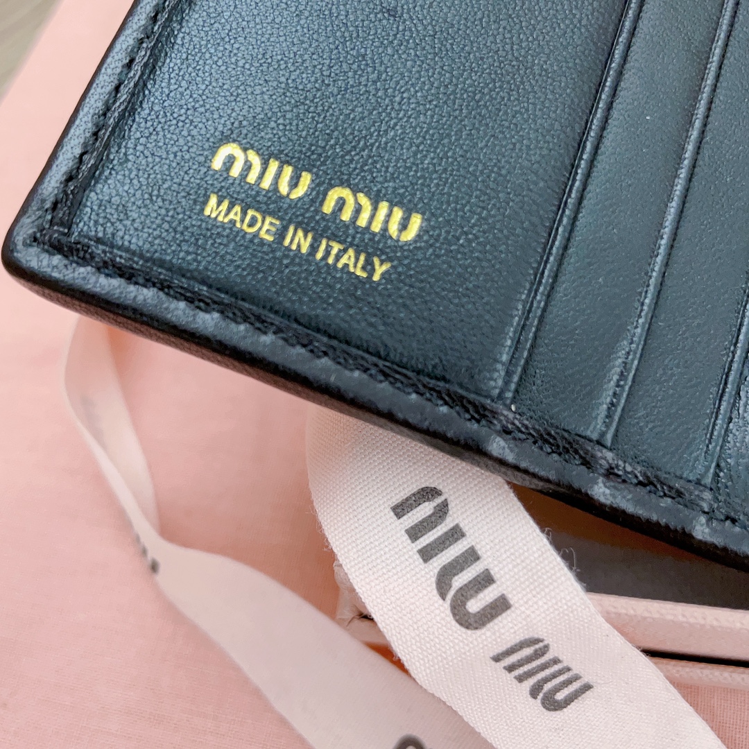 [TOP] Miu Miu Lambskin Matelasse Pocket Wallet 11.5x8cm - 5 Color - 711 Luxury