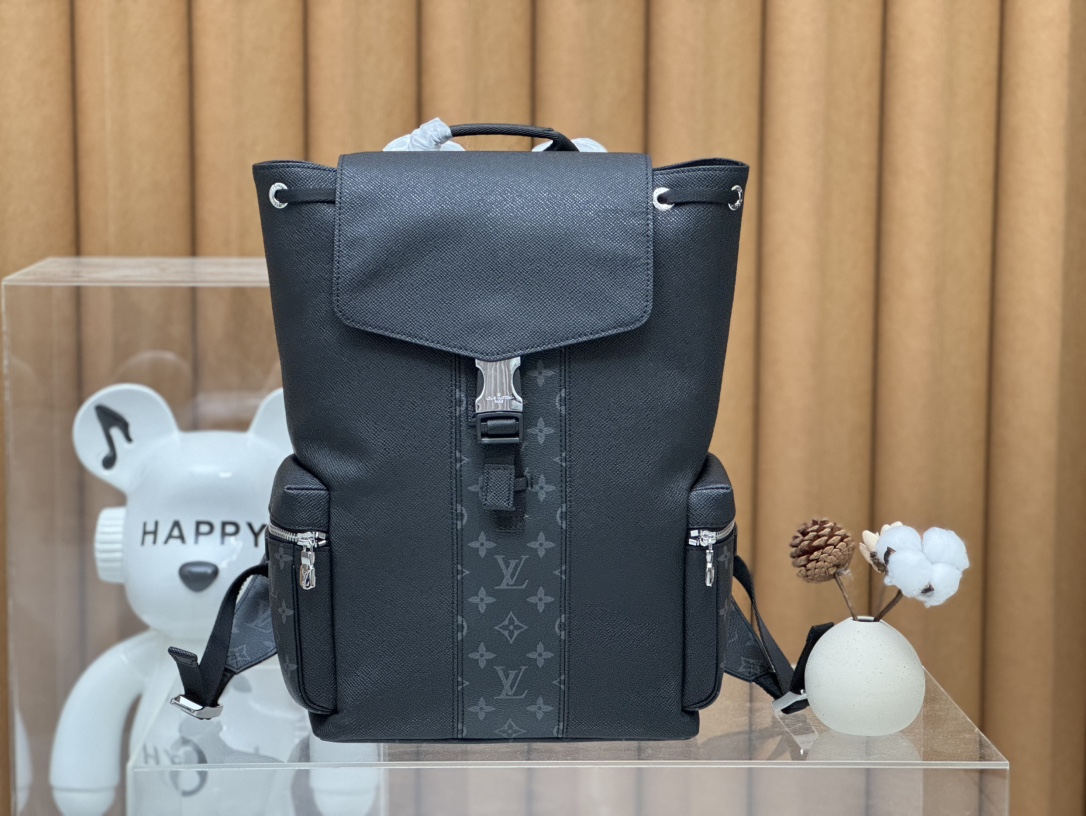 [TOP] Louis Vuitton LV Taïgarama Outdoor Backpack Taïga Leather Monogram Eclipse Canvas 37x45x19cm - Black