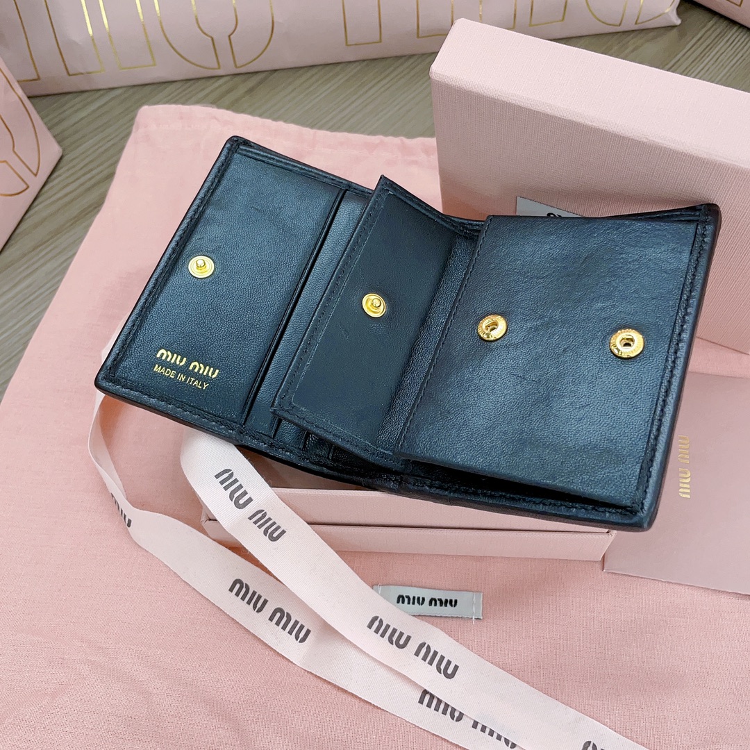 [TOP] Miu Miu Lambskin Matelasse Pocket Wallet 11.5x8cm - 5 Color - 711 Luxury