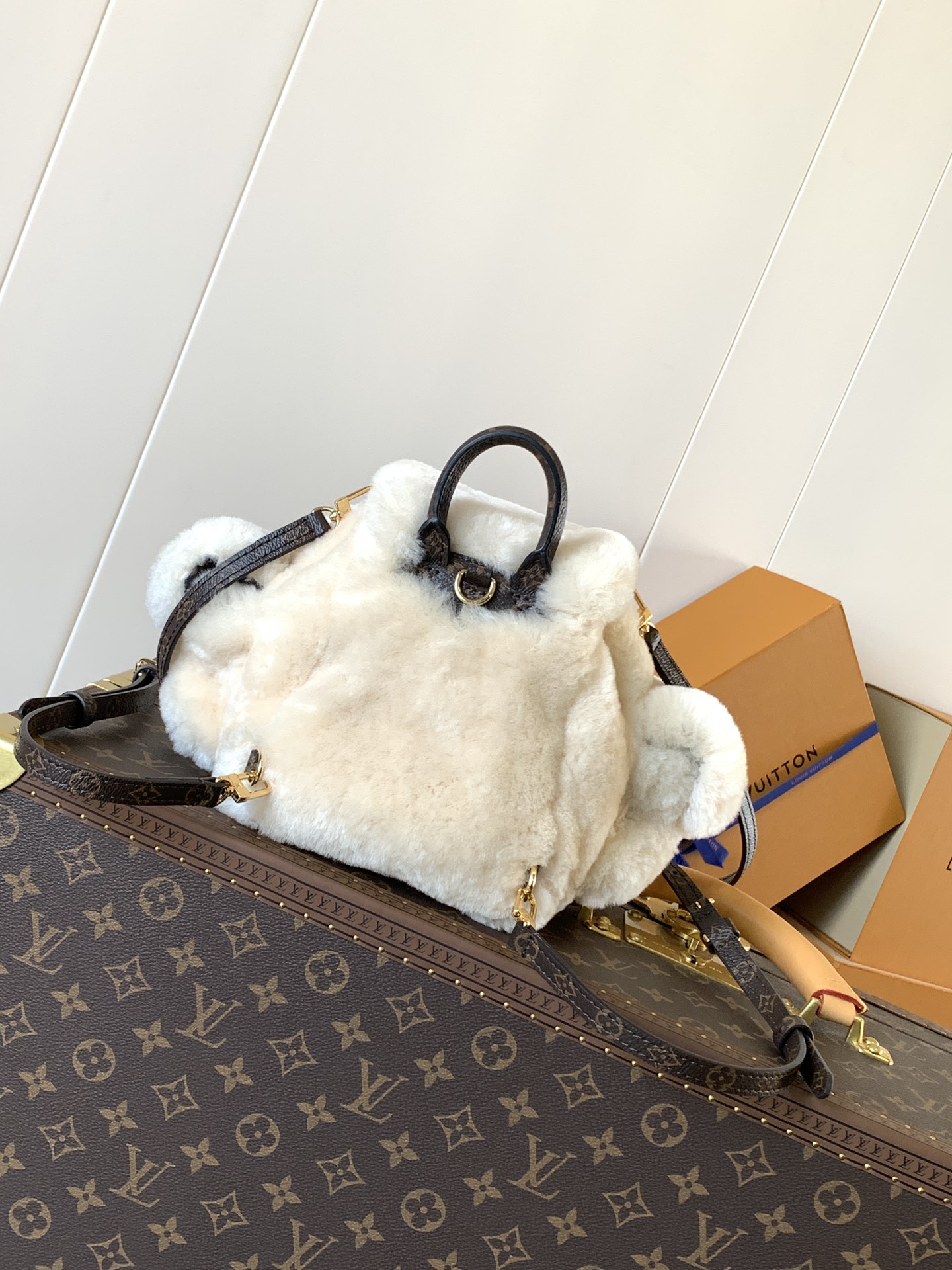 [TOP] Louis Vuitton LV Ski Nano Teddy Backpack 25x16.5x13cm- White
