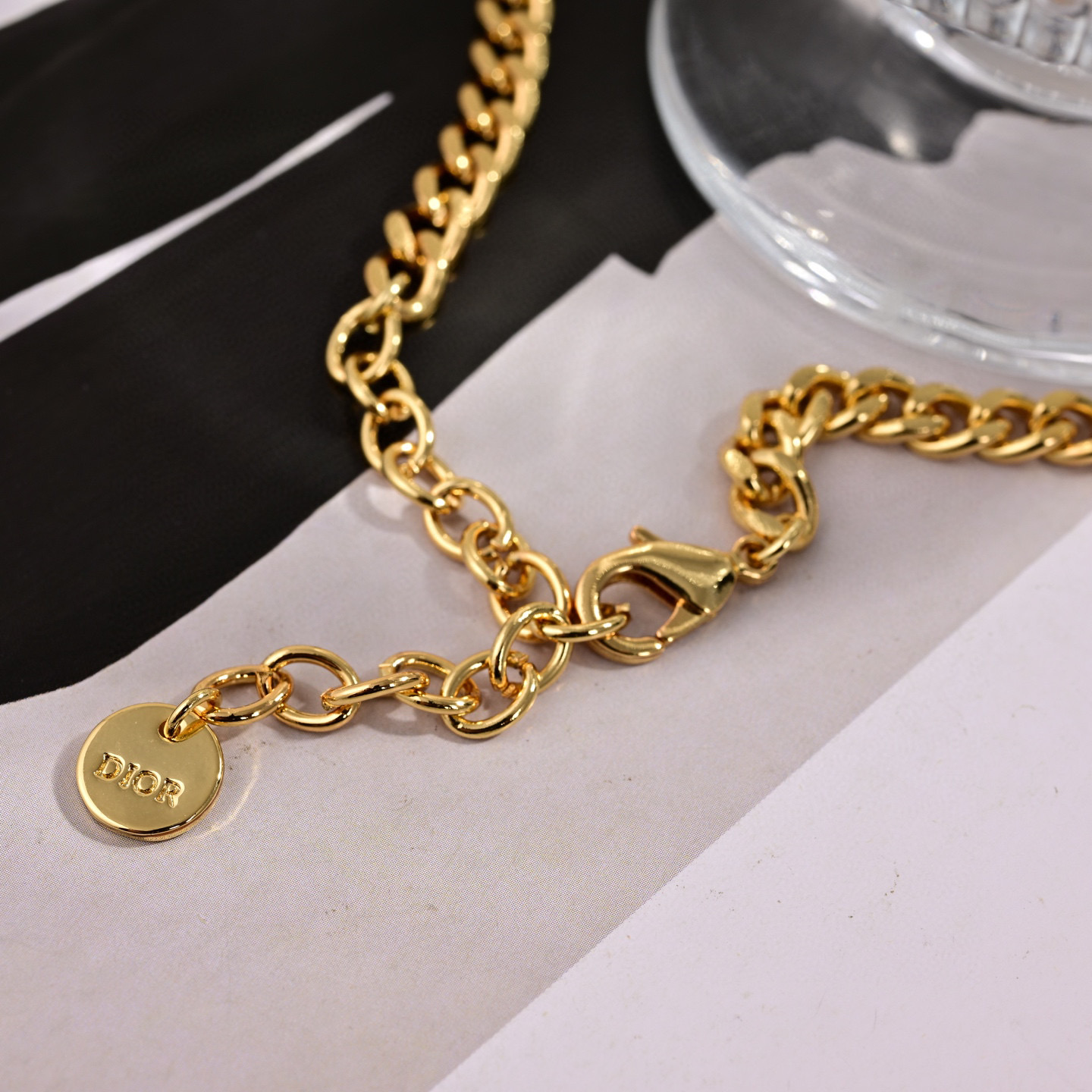 [TOP] Christian Dior Pearl Necklace - Gold