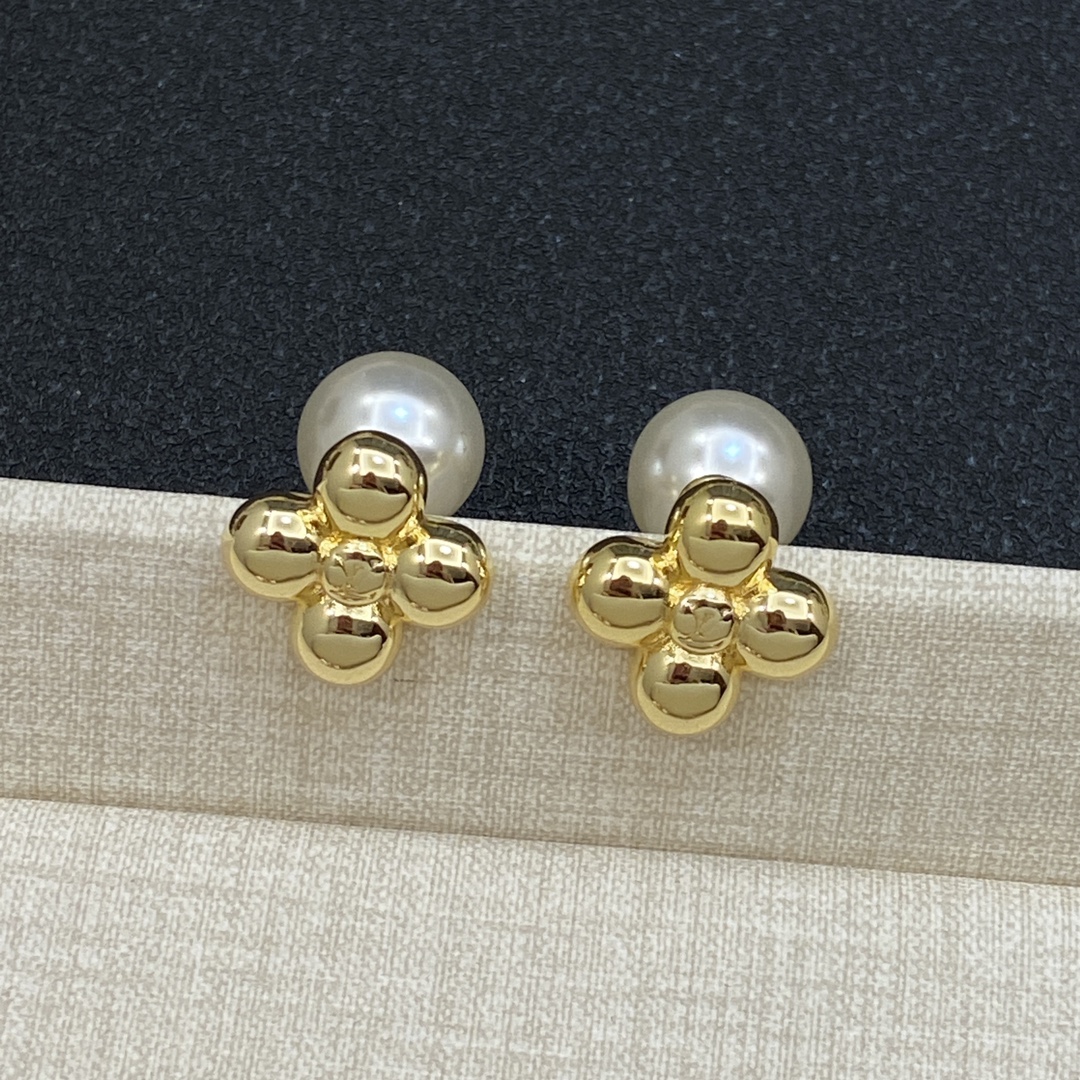 [TOP] Louis Vuitton LV Earrings - 3 Color