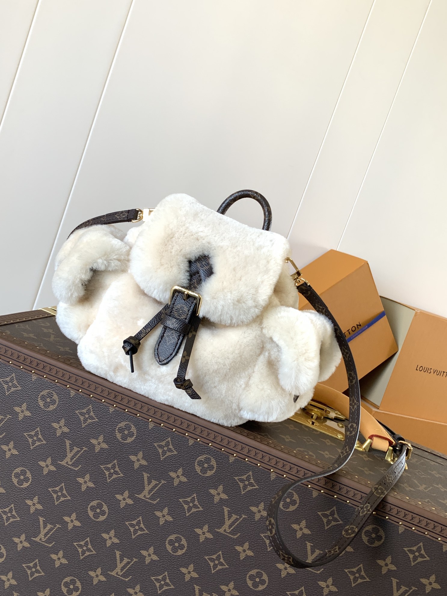 [TOP] Louis Vuitton LV Ski Nano Teddy Backpack 25x16.5x13cm- White