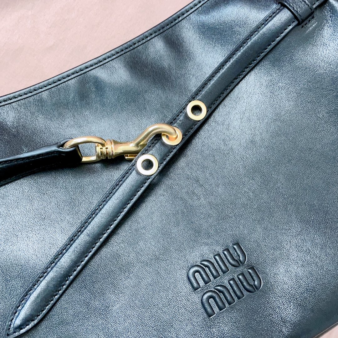 [TOP] Miu Miu Aventure Handbags Sheepskin 33X19X5CM/ 40X24X7CM - 2 Colour