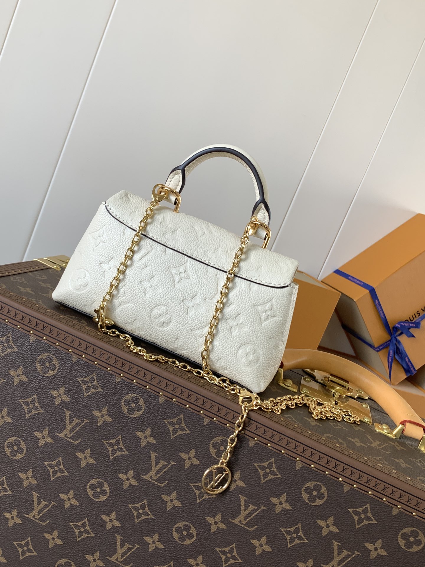 [TOP] Louis Vuitton LV Nano Madeleine Bag Monogram Empreinte Leather 21× 12.5 × 6cm - 3 Color