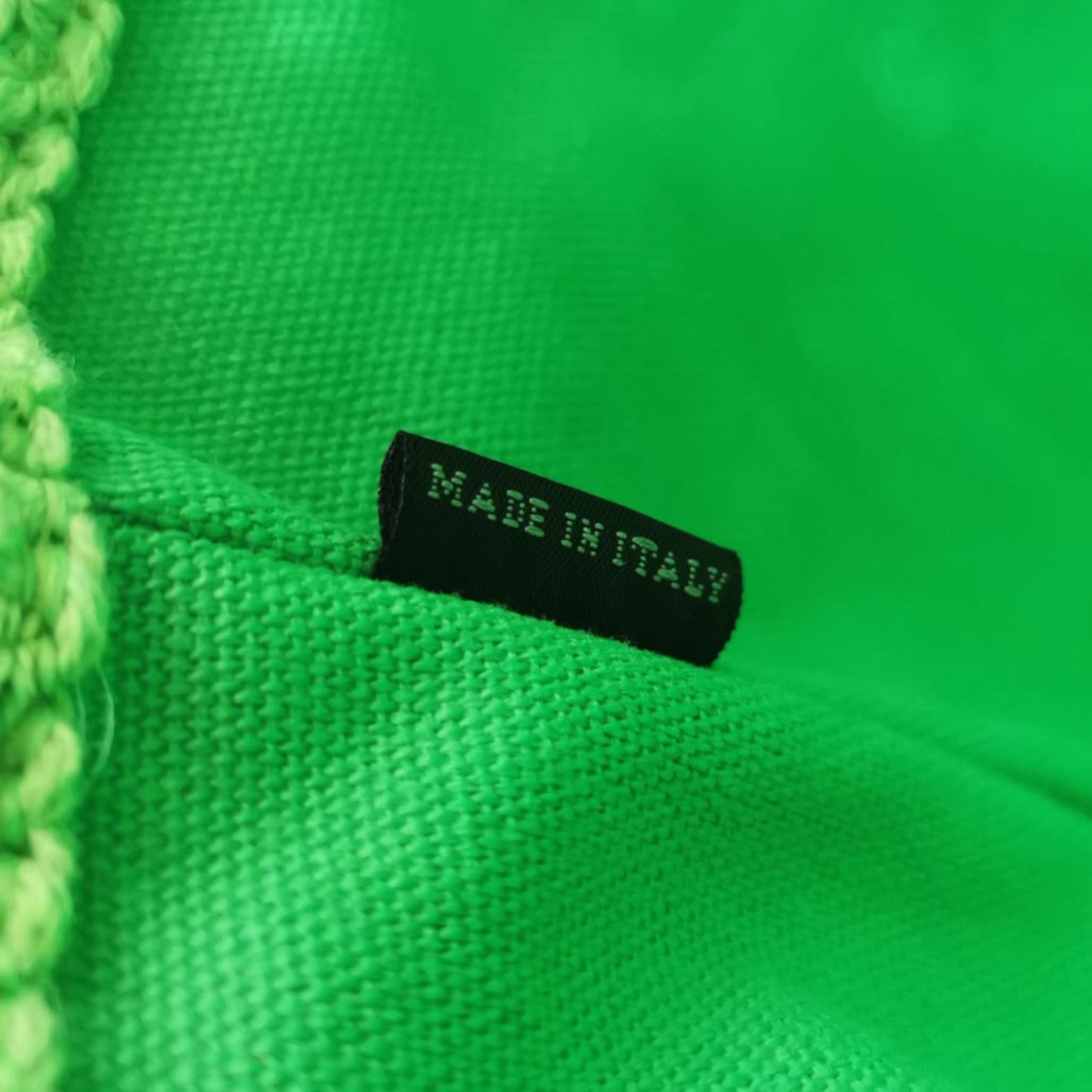 [TOP] Miu Miu Raffia Straw Ppatchwork Tote Bag 40 x 34 x 16 cm - Green