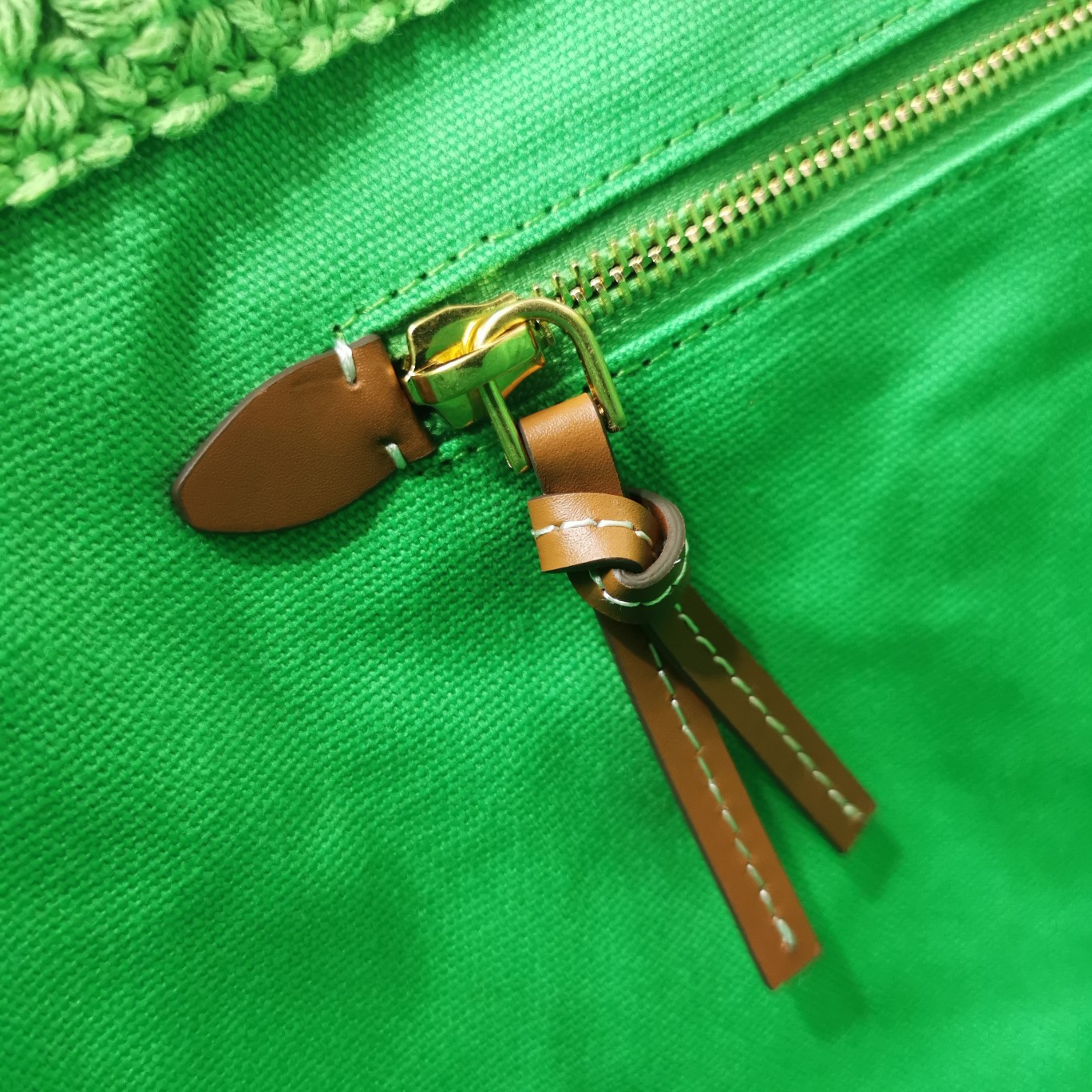 [TOP] Miu Miu Raffia Straw Ppatchwork Tote Bag 40 x 34 x 16 cm - Green