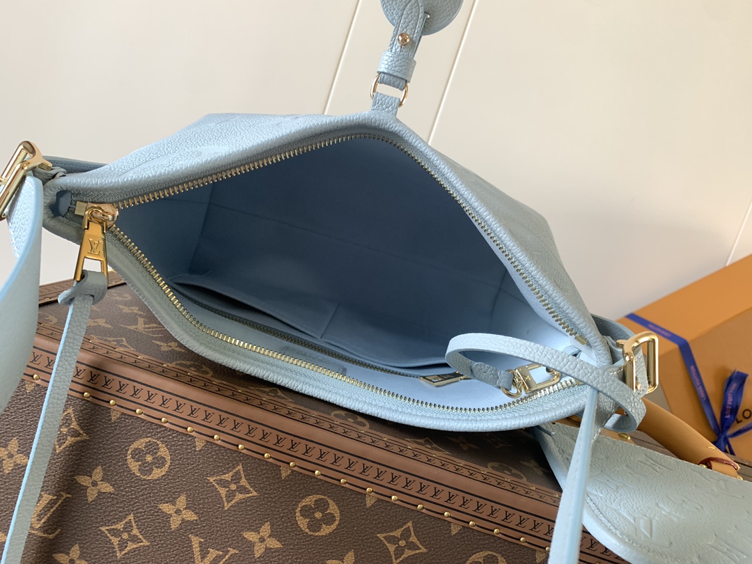 [TOP] Louis Vuitton LV Carryall Bag 29x24x12cm - Light Blue