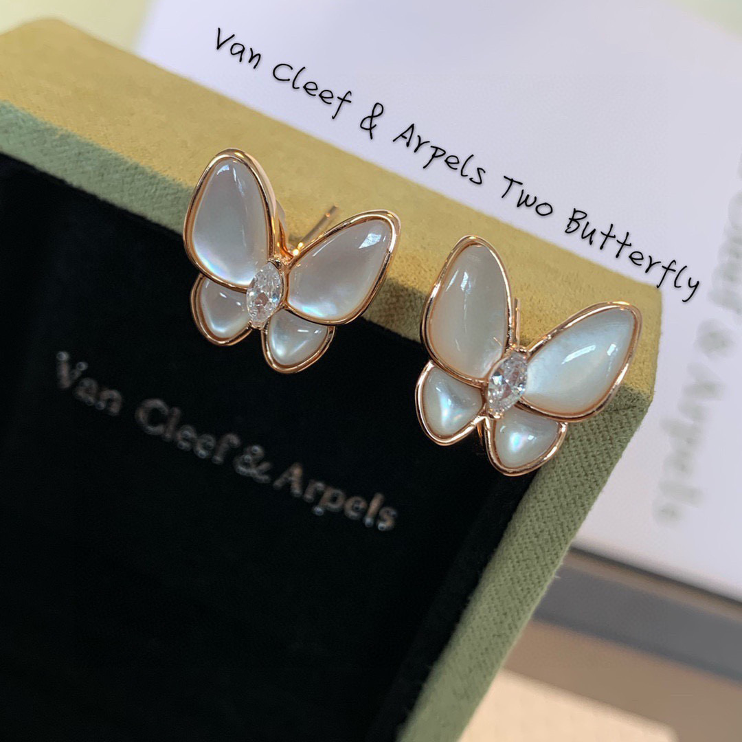 [TOP] Van Cleef & Arpels Butterfly Earrings-Gold