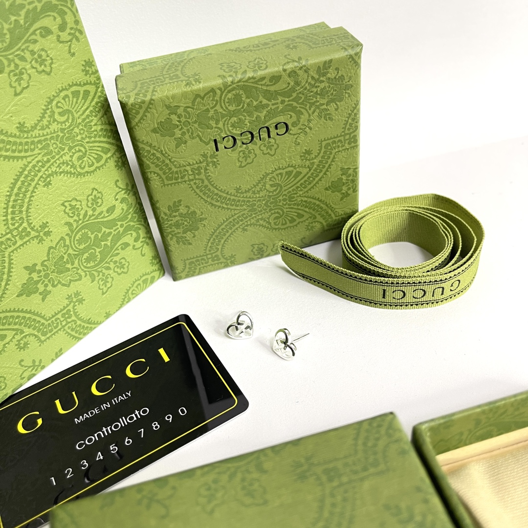 [TOP] GUCCI Earrings - Sliver