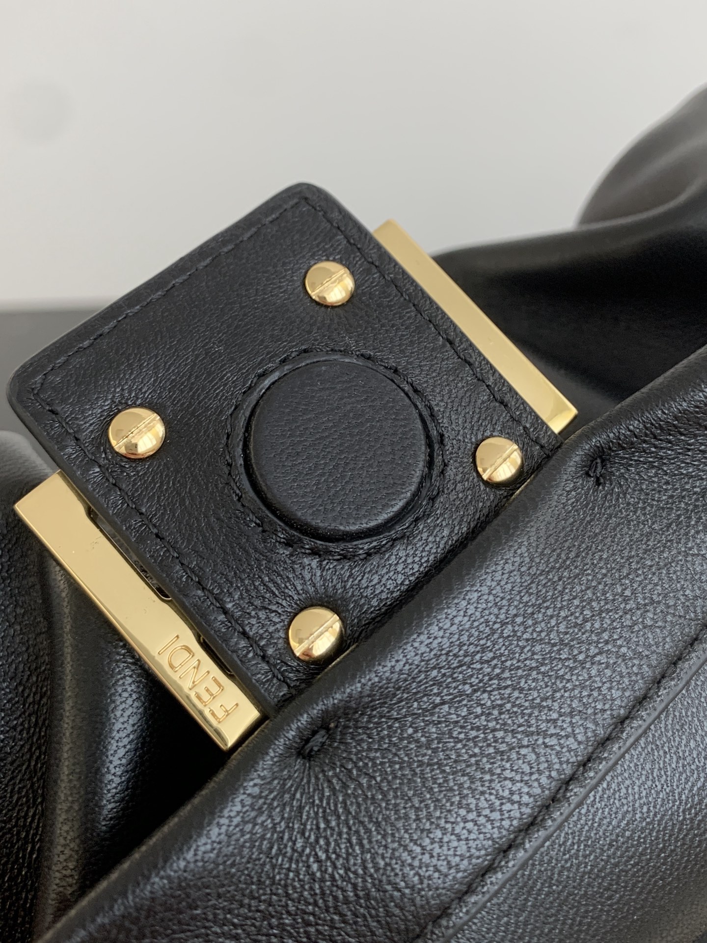 [TOP] FENDI Mamma Baguette Bag 26.5x8.5x18cm - Black