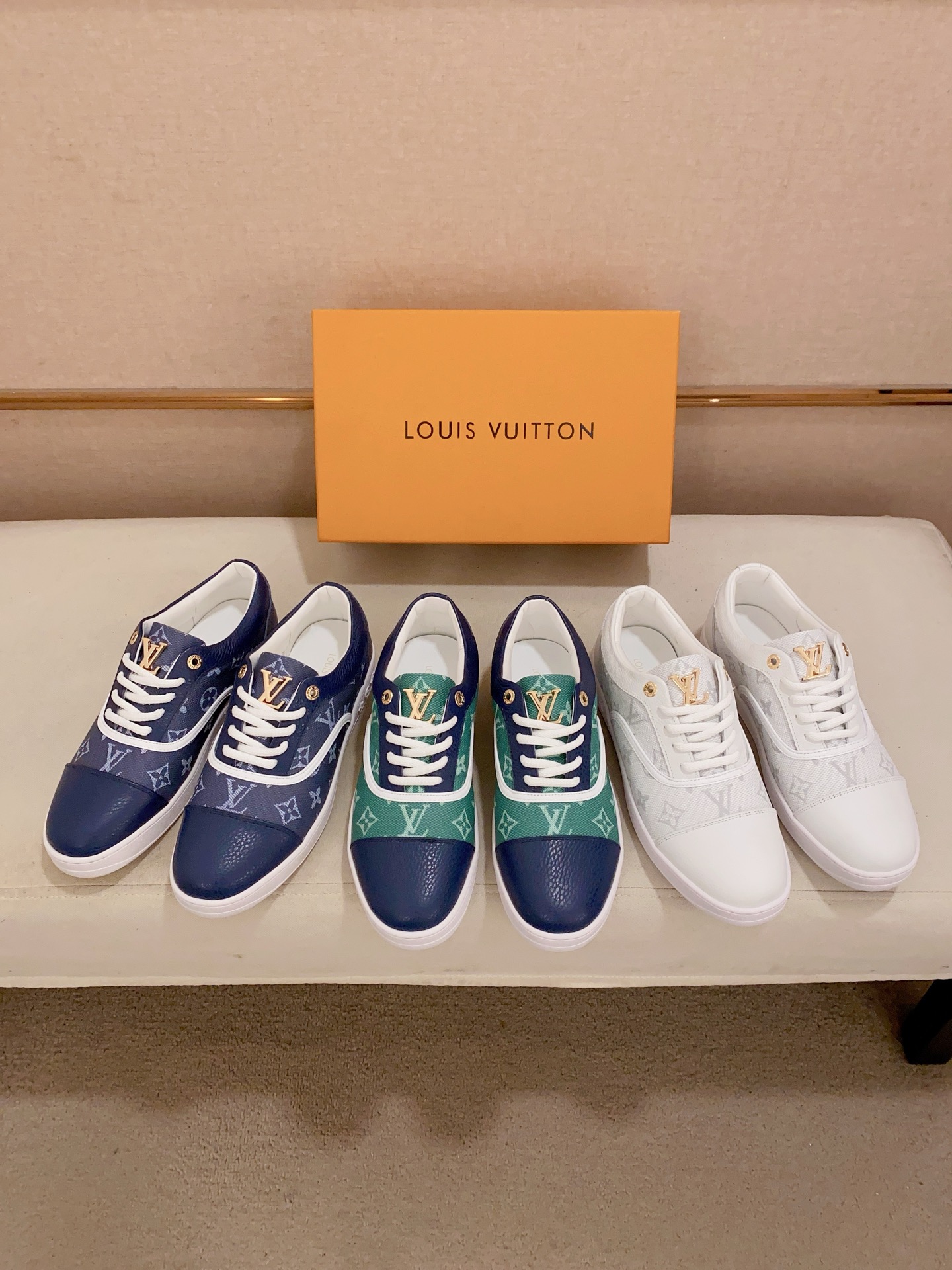[TOP] Louis Vuitton LV Men's Casual Shoes - 3 Colors