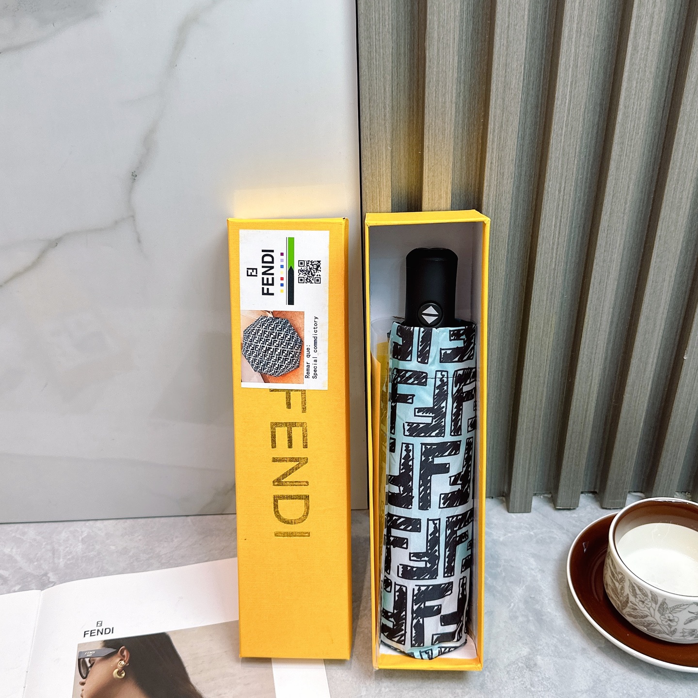 [TOP] FENDI Umbrella - Blue