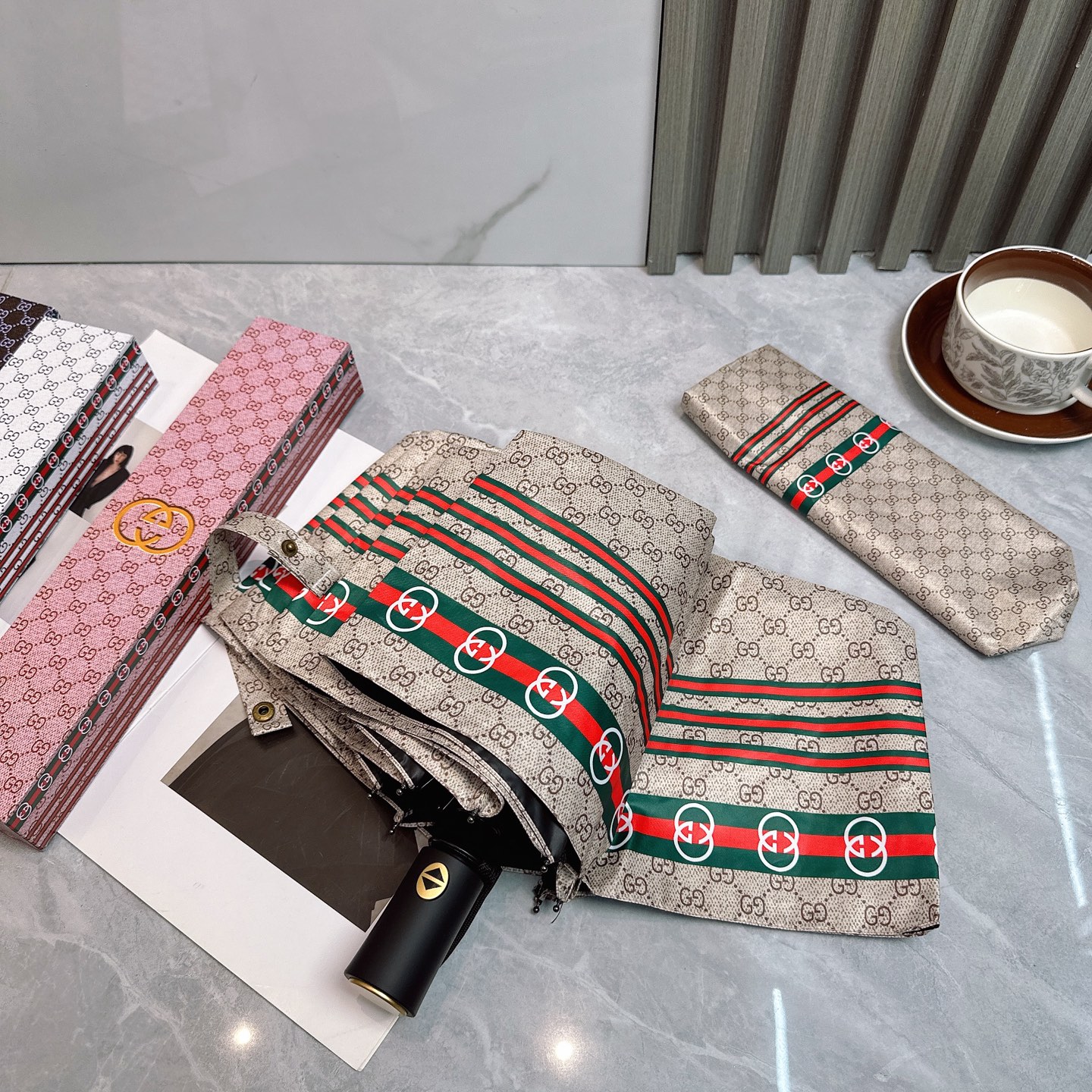 [TOP] GUCCI GG Umbrella - 3 Color