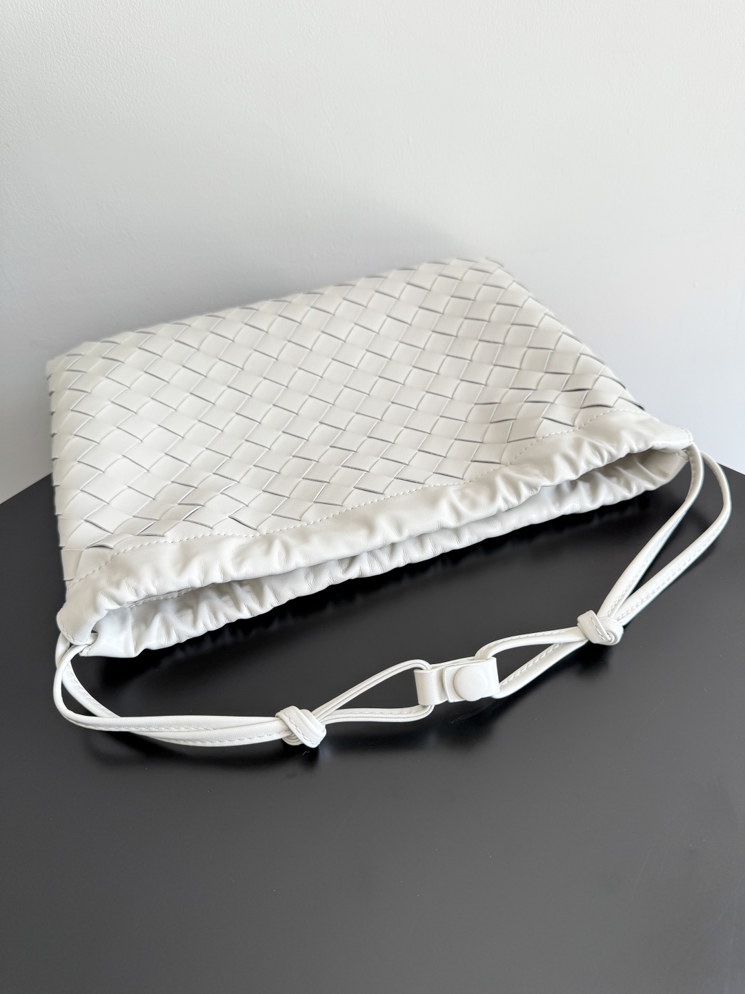 [TOP] Bottega Veneta BV Dustbag 32x23x1cm - White
