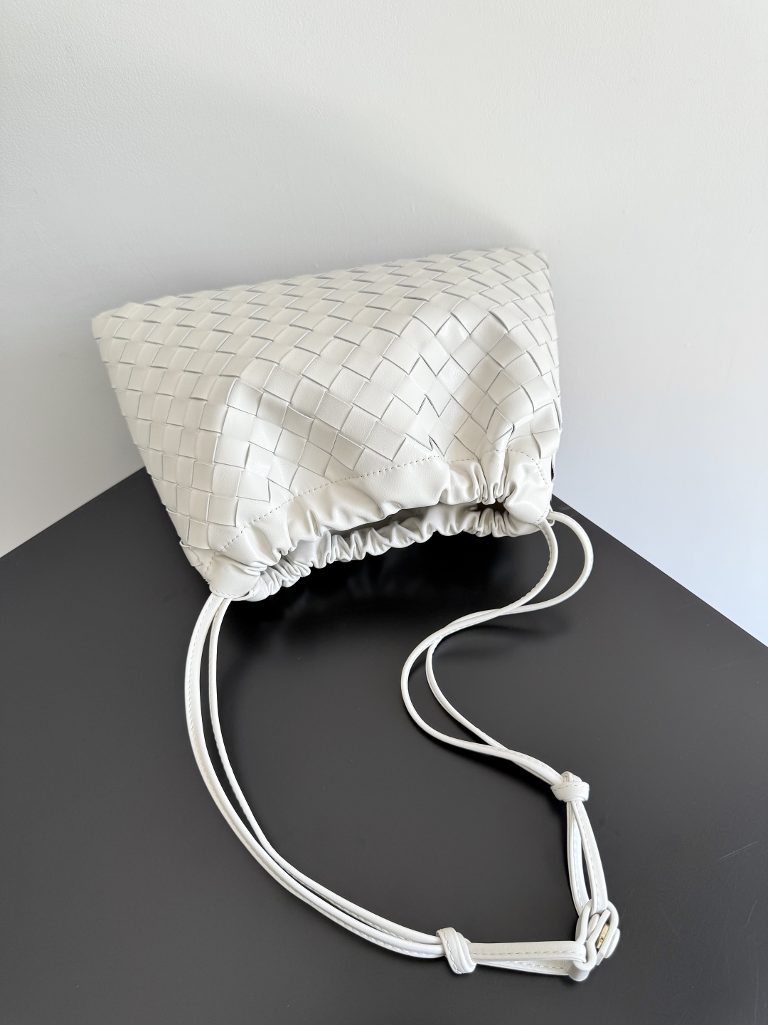 [TOP] Bottega Veneta BV Dustbag 32x23x1cm - White