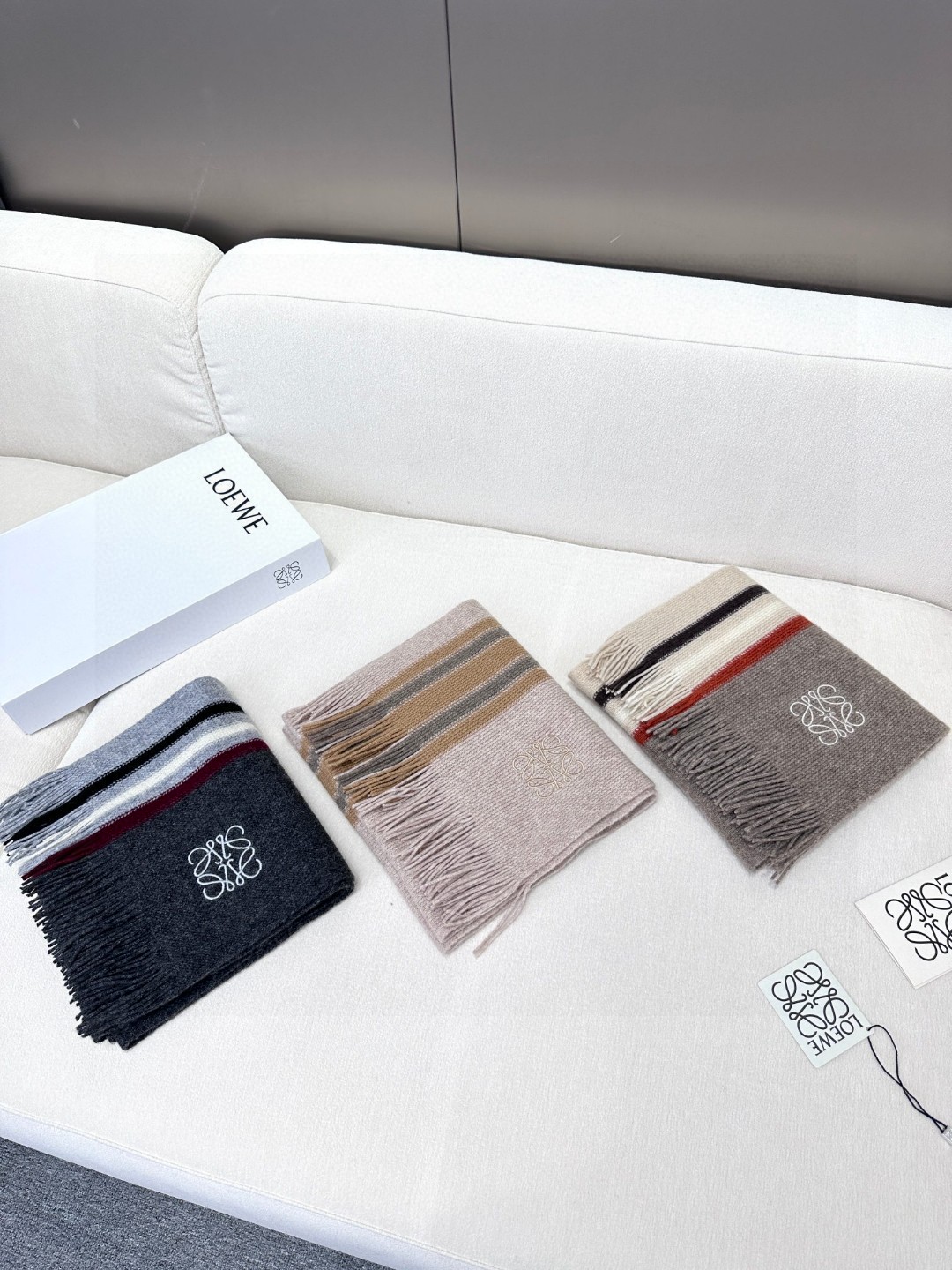 [TOP] LOEWE Men's/Women's Cashmere Scarf 30*180cm - 3 Color