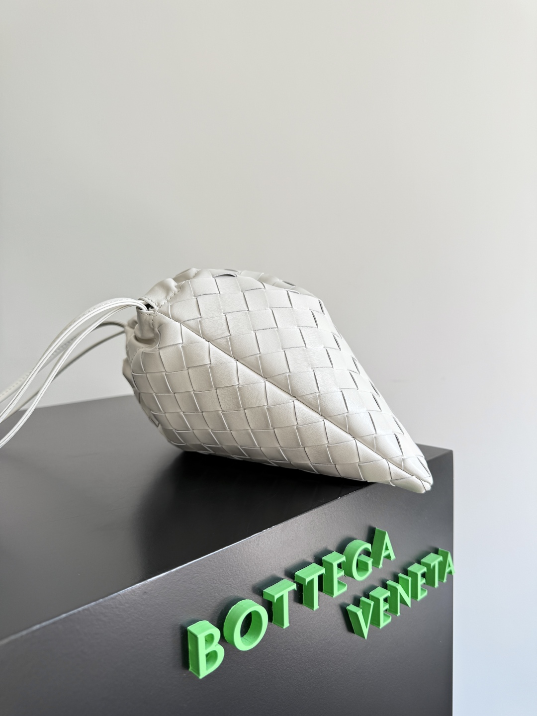 [TOP] Bottega Veneta BV Dustbag 32x23x1cm - White