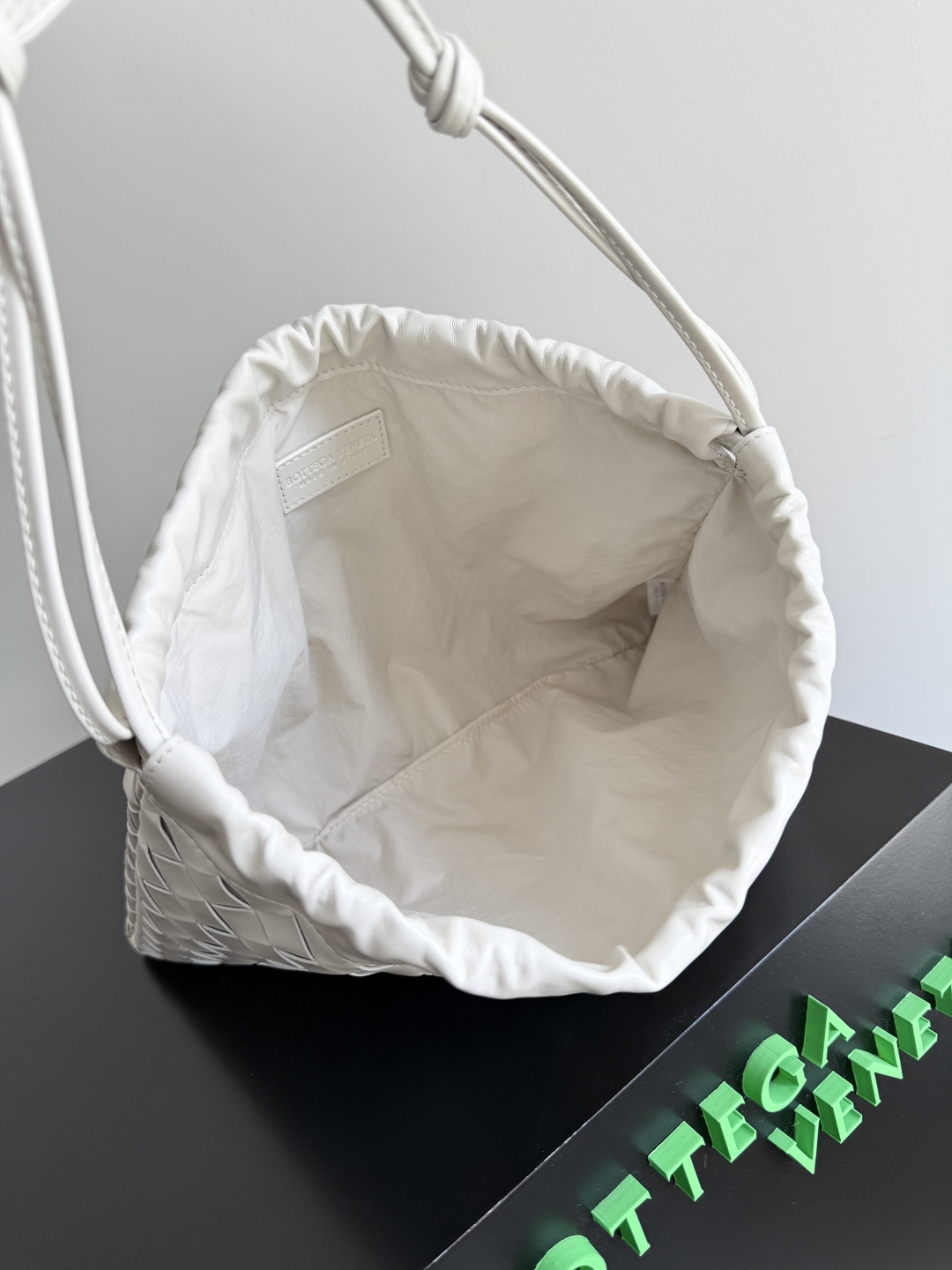 [TOP] Bottega Veneta BV Dustbag 32x23x1cm - White