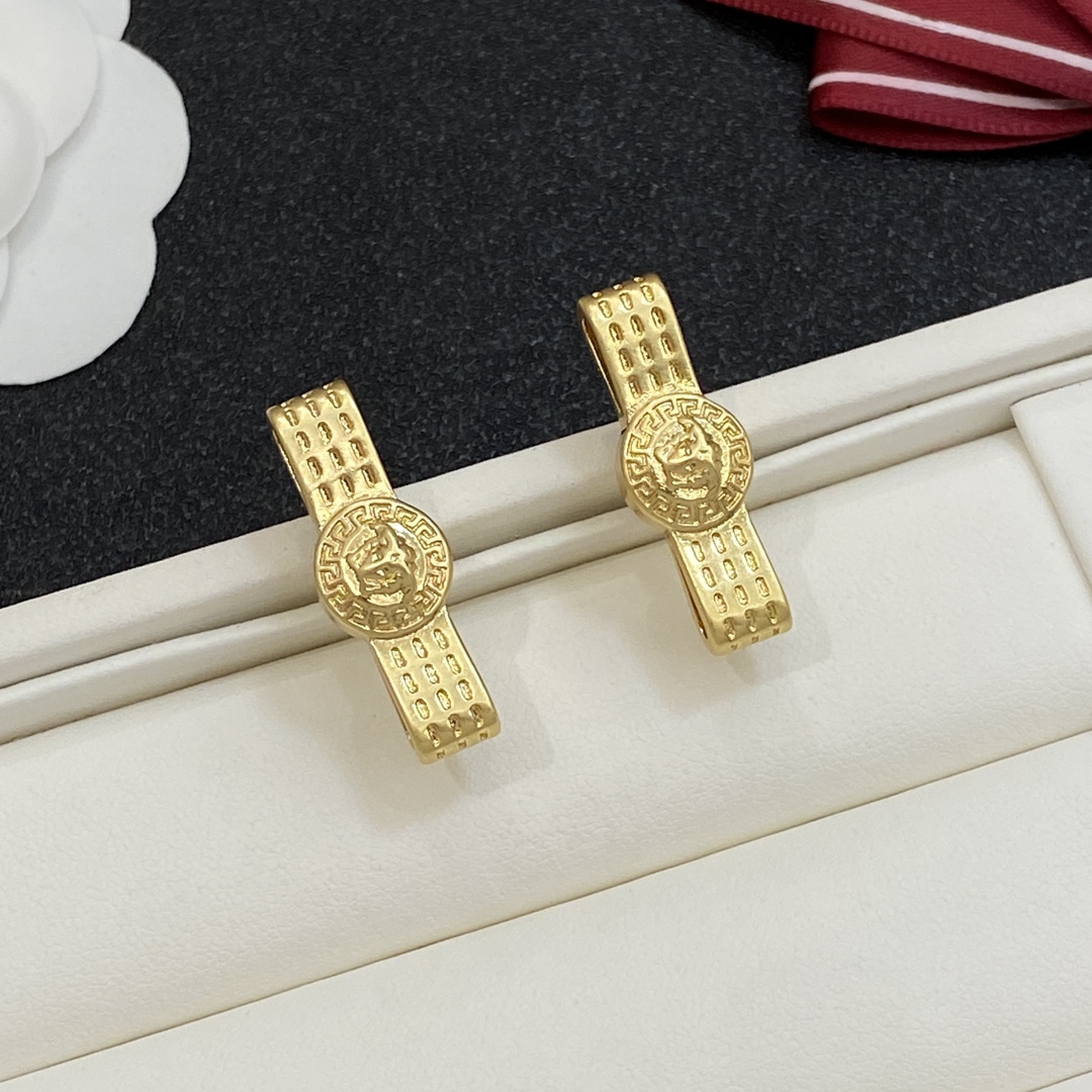[TOP] VERSACE Earrings-Gold