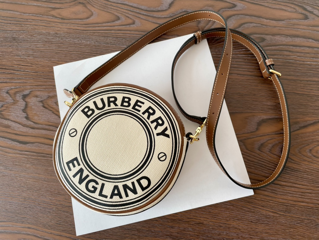 [TOP] BURBERRY Circle Bag 18/18/8.5cm - Beige