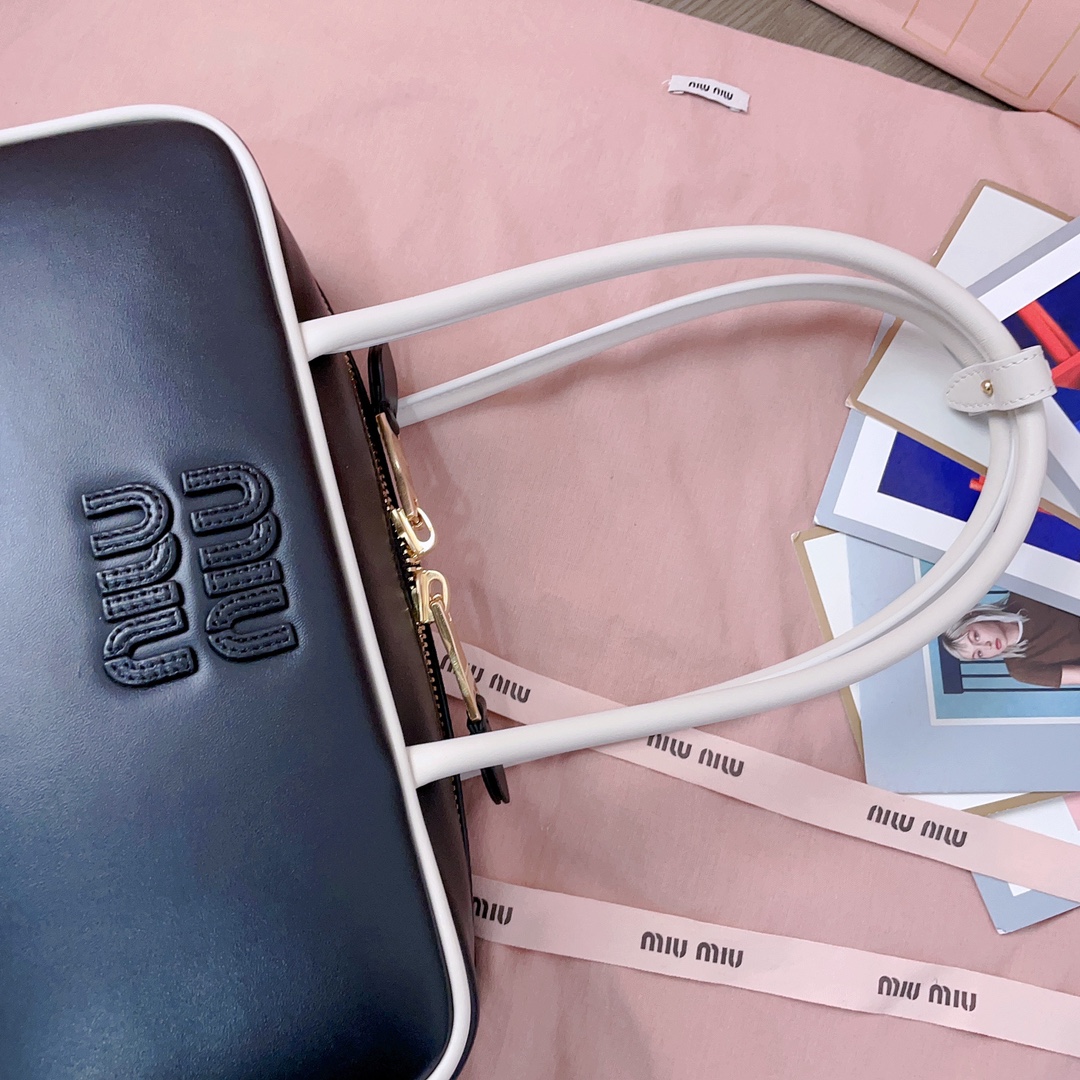 [TOP] Miu Miu Cow Leather Handbag 34x23x10cm - 3 Colour