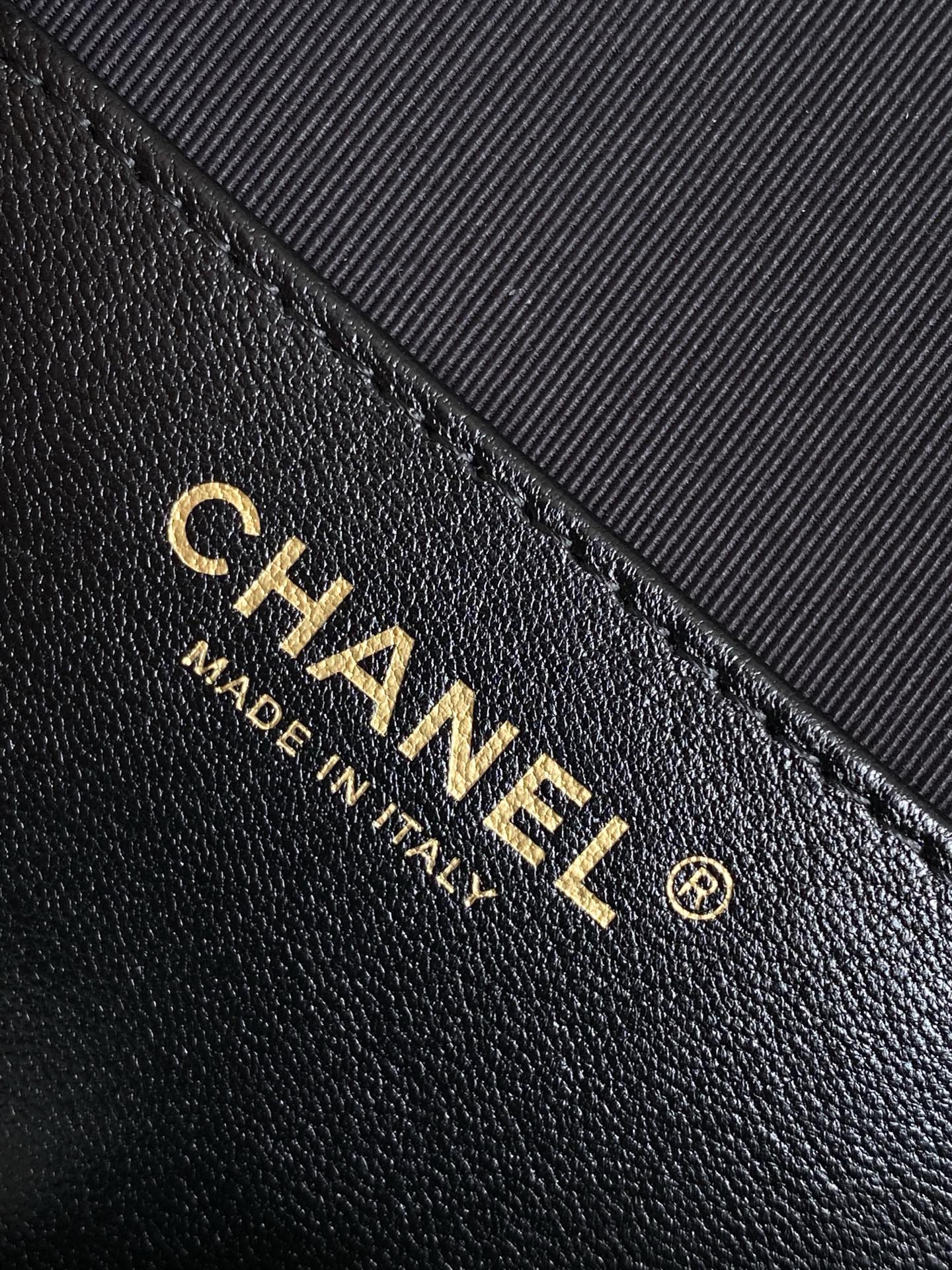 [TOP] CHANEL Duma Bags Hollow Mesh Backpack 25*23*13cm - GHW- Black