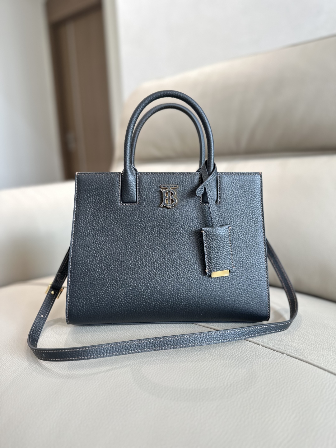 [TOP] BURBERRY Frances Detachable Shoulder Bags 27 x 11 x 20 cm - 5 Color