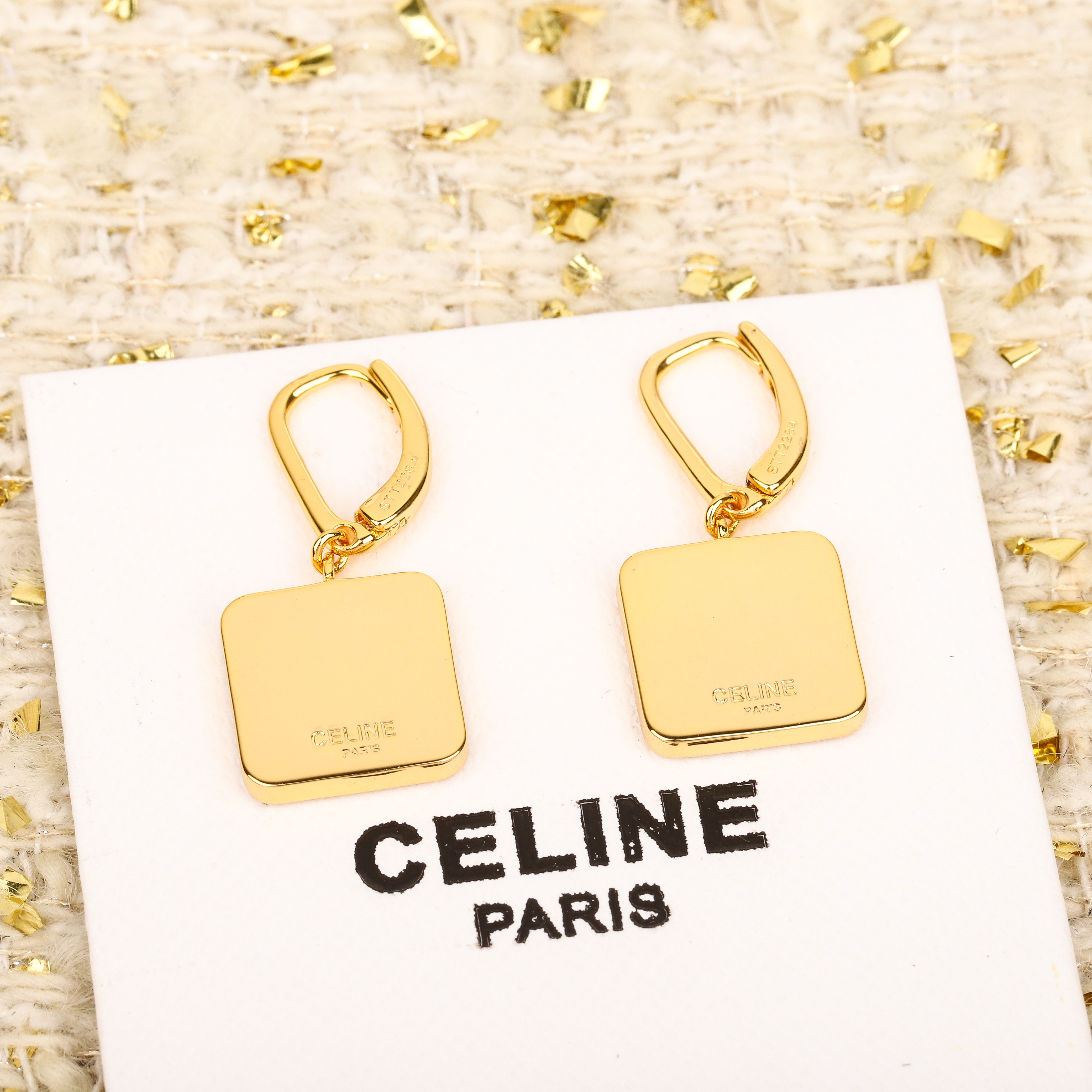 [TOP] CELINE Earrings- Gold