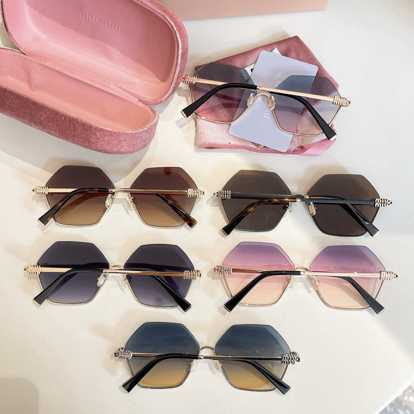 [TOP] Miu Miu Sunglasses - 6 Colors