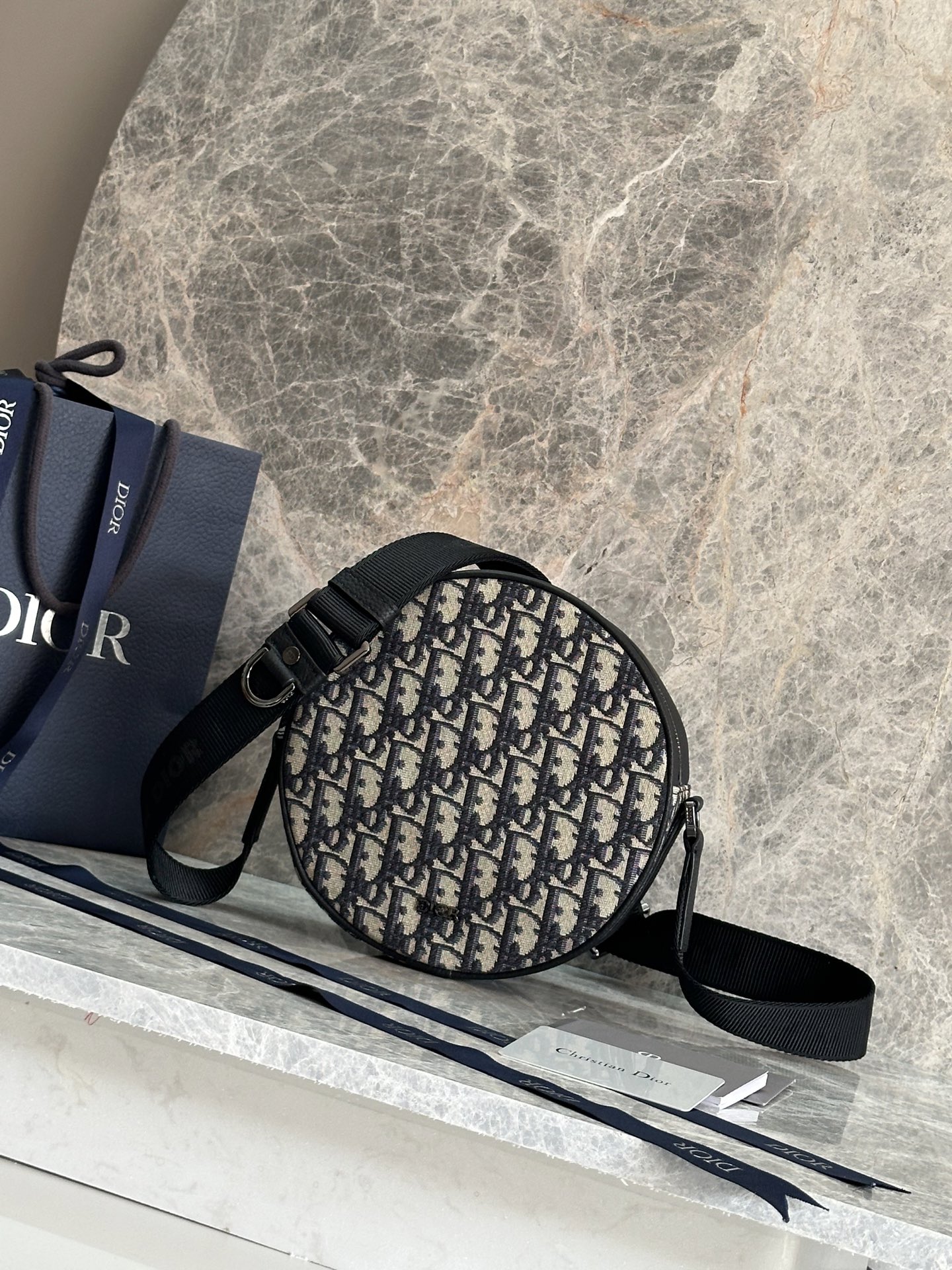 [Top] Christian Dior Men's Dior Yoyo Bag 20 x 20 x 7.5cm - Black