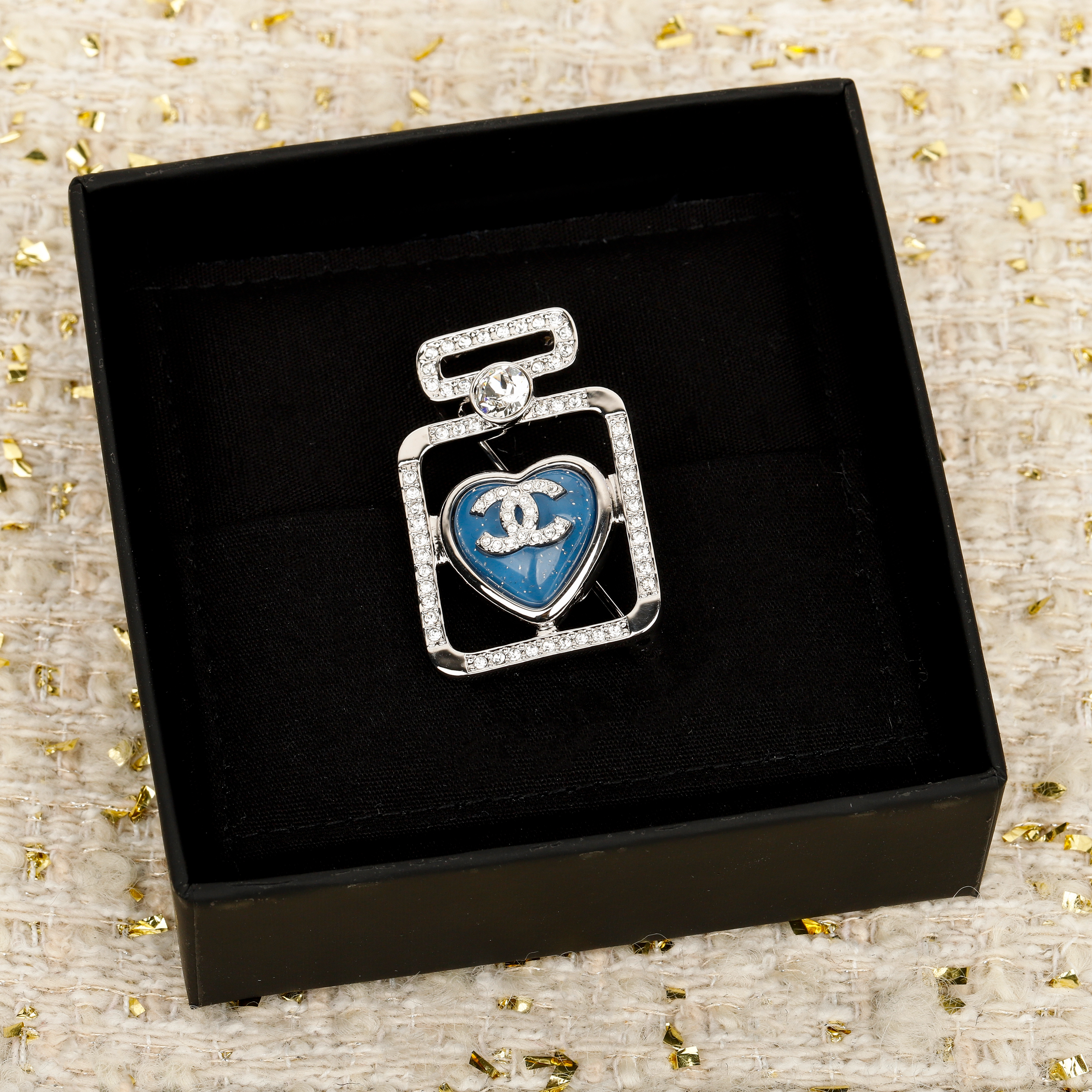 [TOP] CHANEL Brooch - Sliver