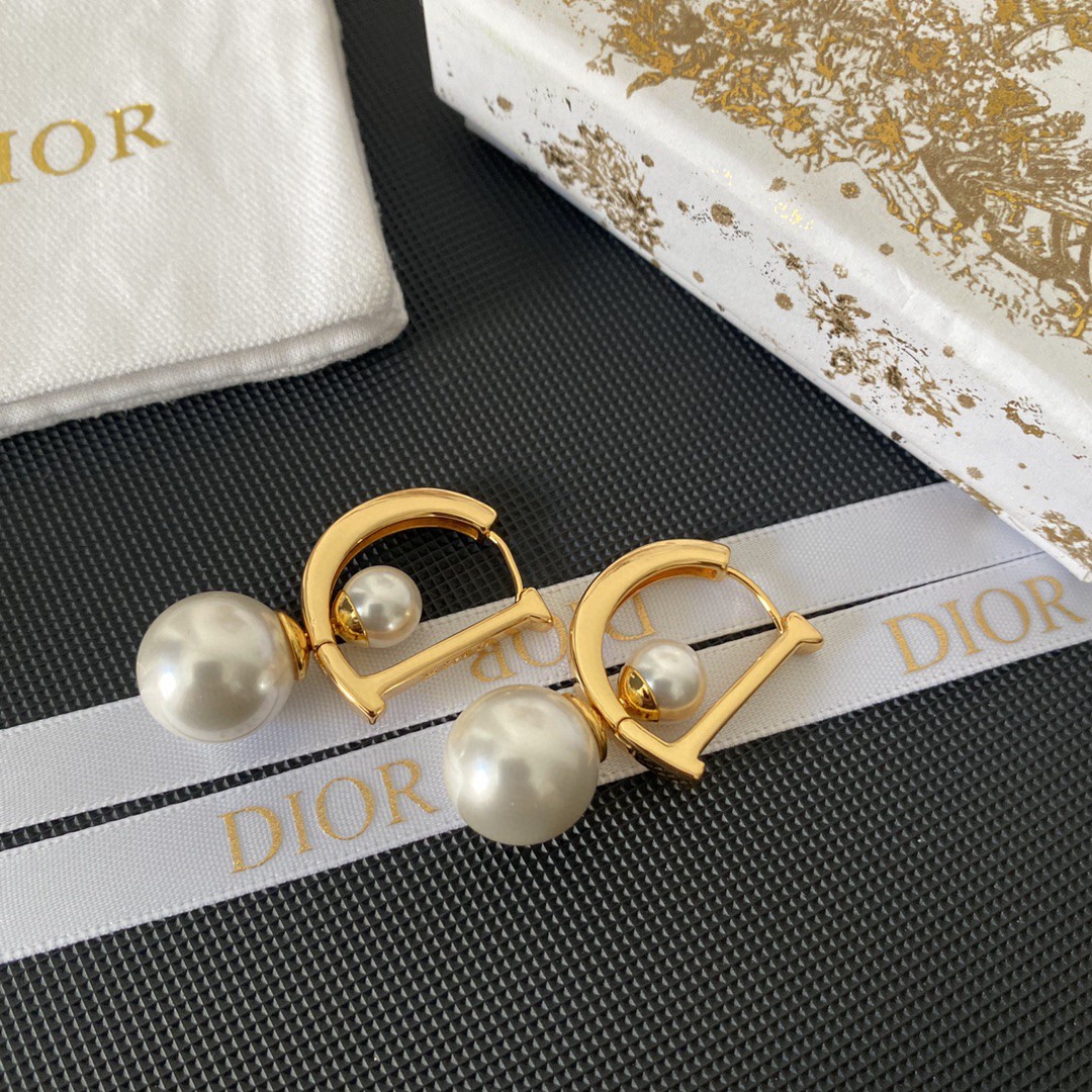 [TOP] Christian Dior Earrings -Gold