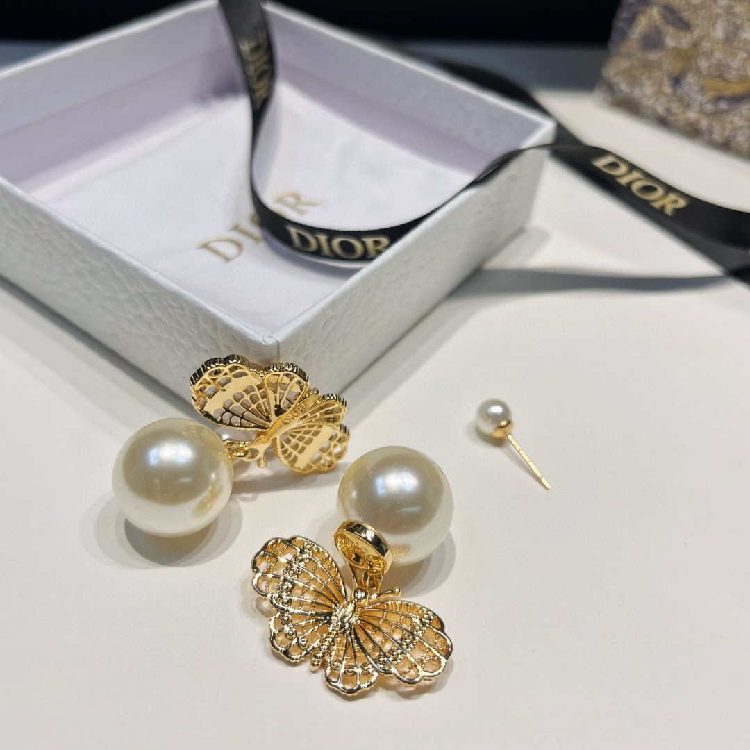 [TOP] Christian Dior Earrings -Gold