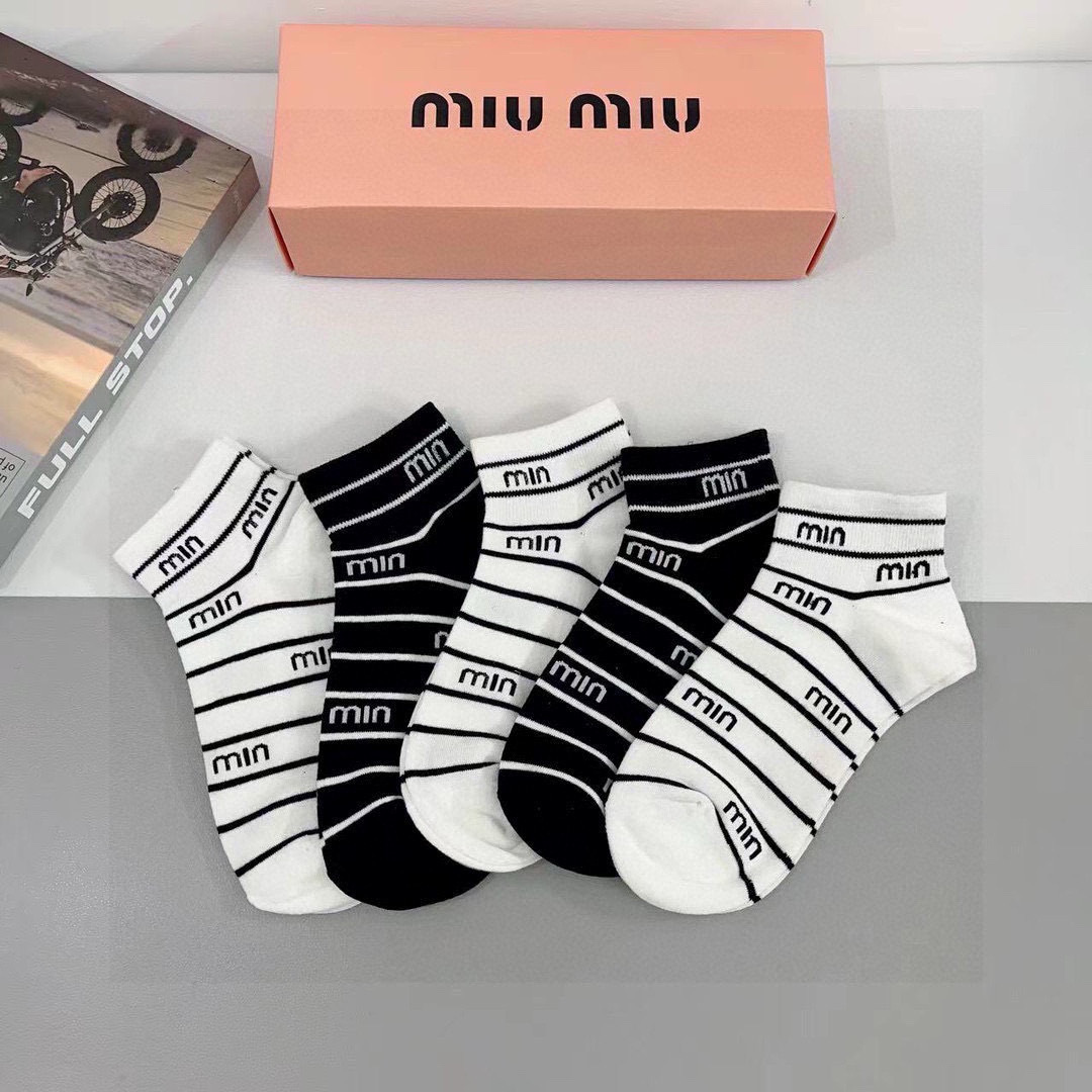 [TOP] Miu Miu Socks - 5 Pieces as a Set