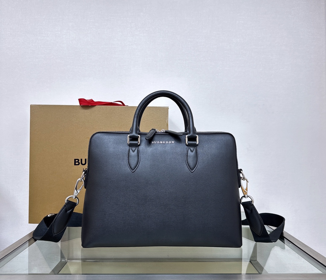 [TOP] BURBERRY Leather Men's Briefcase 37x27x5.5cm - Black