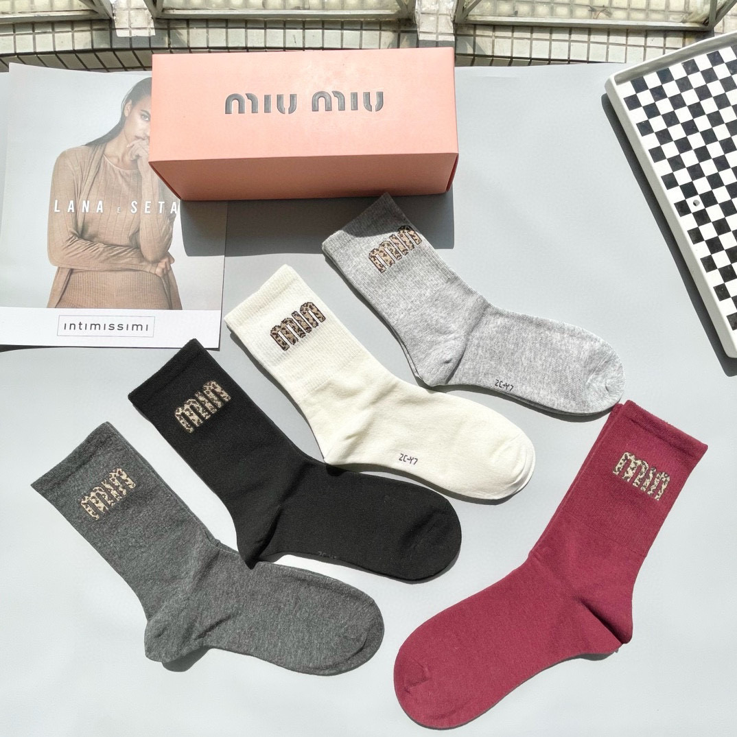 [TOP] Miu Miu Socks - 5 Pieces as a Set