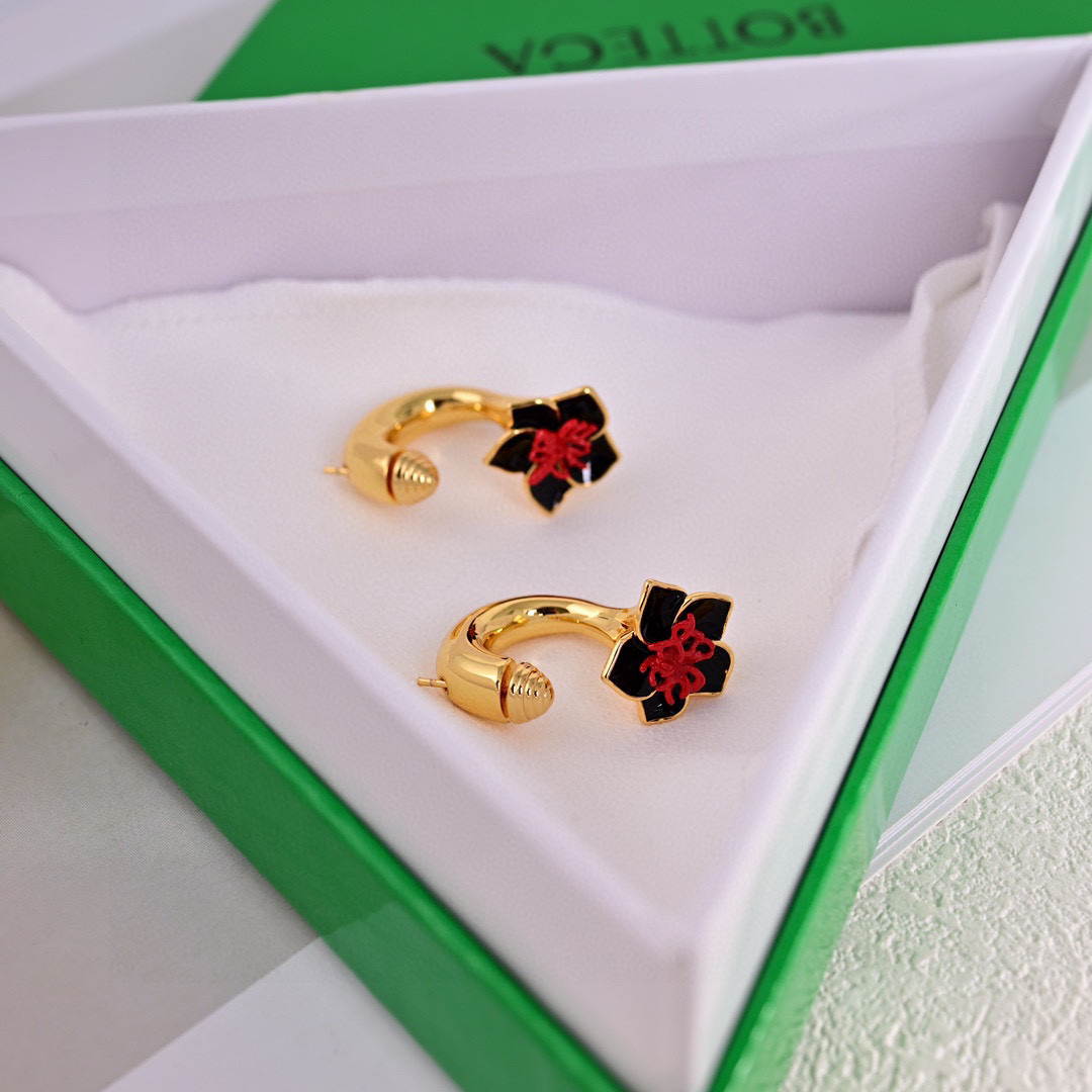 [TOP] Bottega Veneta BV Earring-Gold