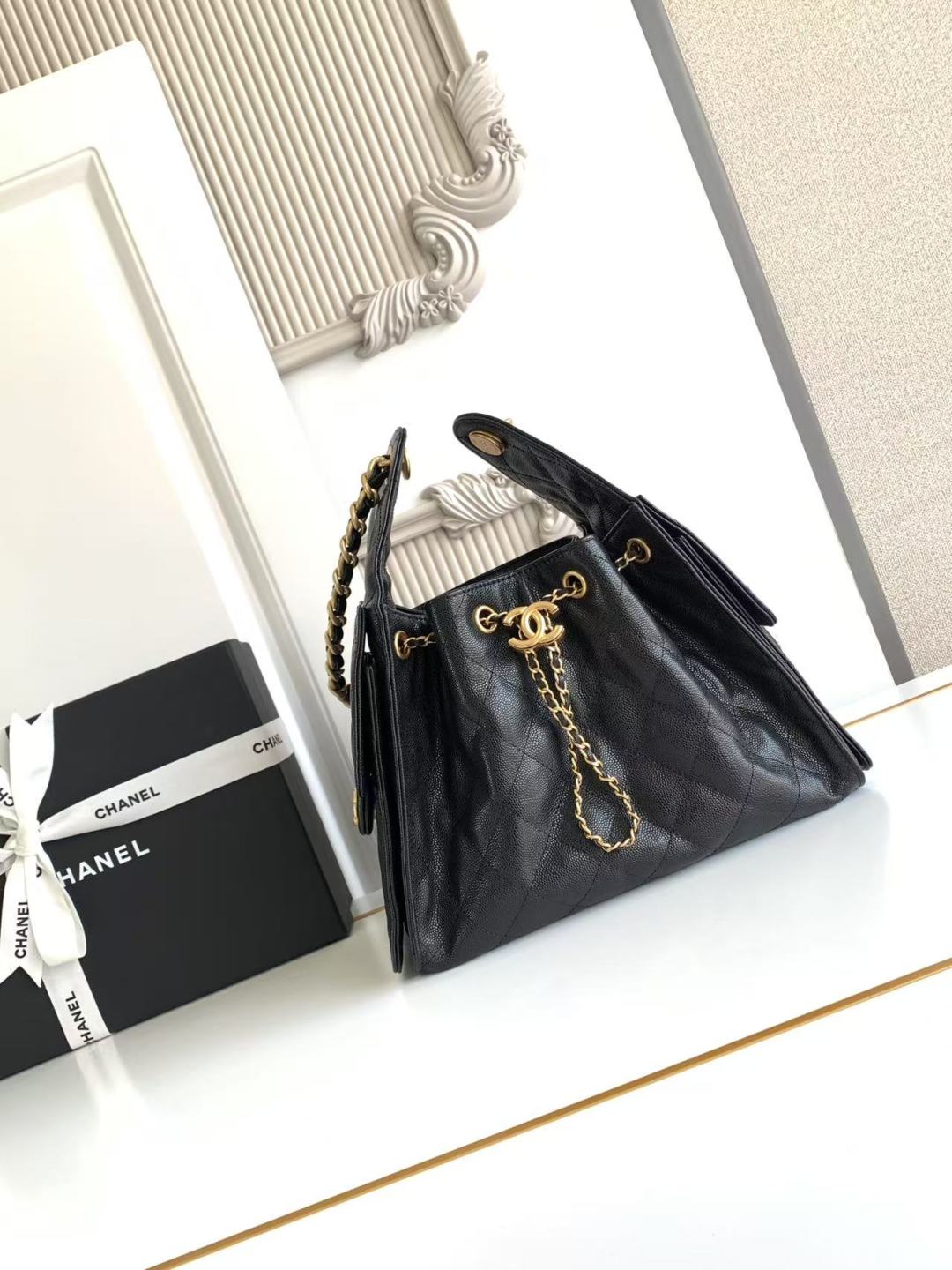 [TOP] CHANEL Hobo Shopping Bag  30x26x14cm - 9 Colors