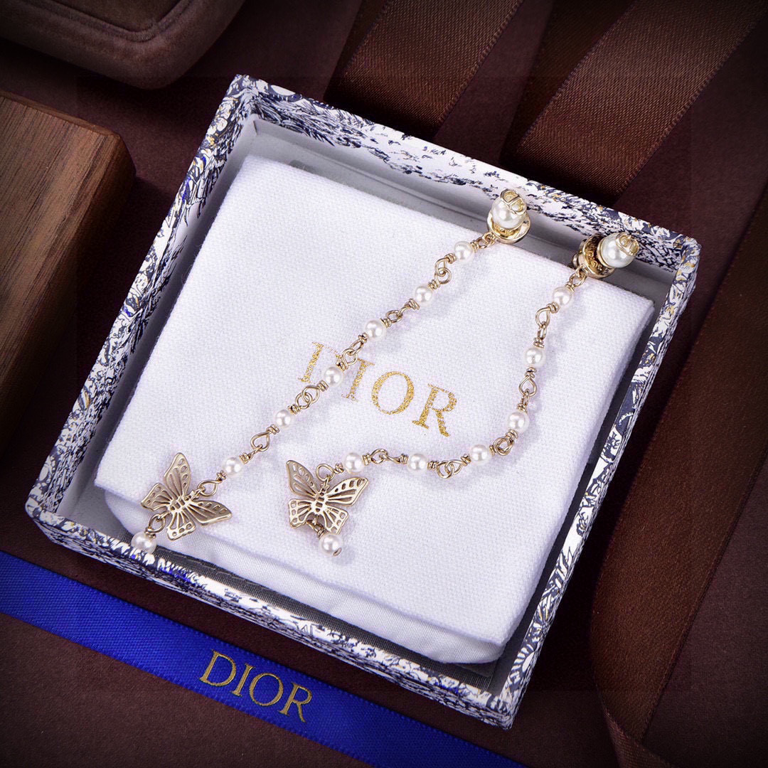 [TOP] Christian Dior Butterfly Earrings -Gold