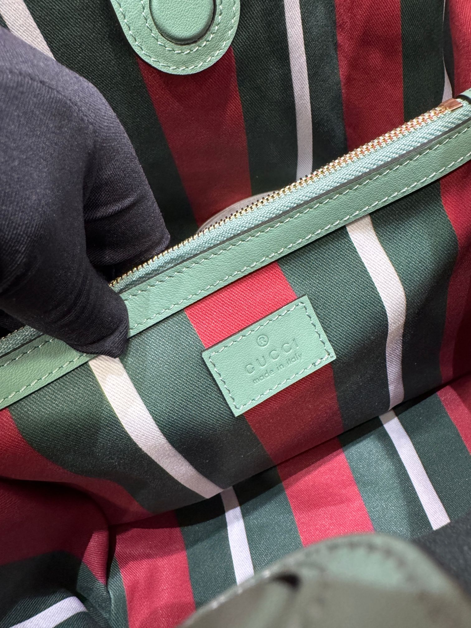 [TOP] GUCCI GG Emblen Bucket Bag 25x25x15.5cm Cowhide - Gray&Green