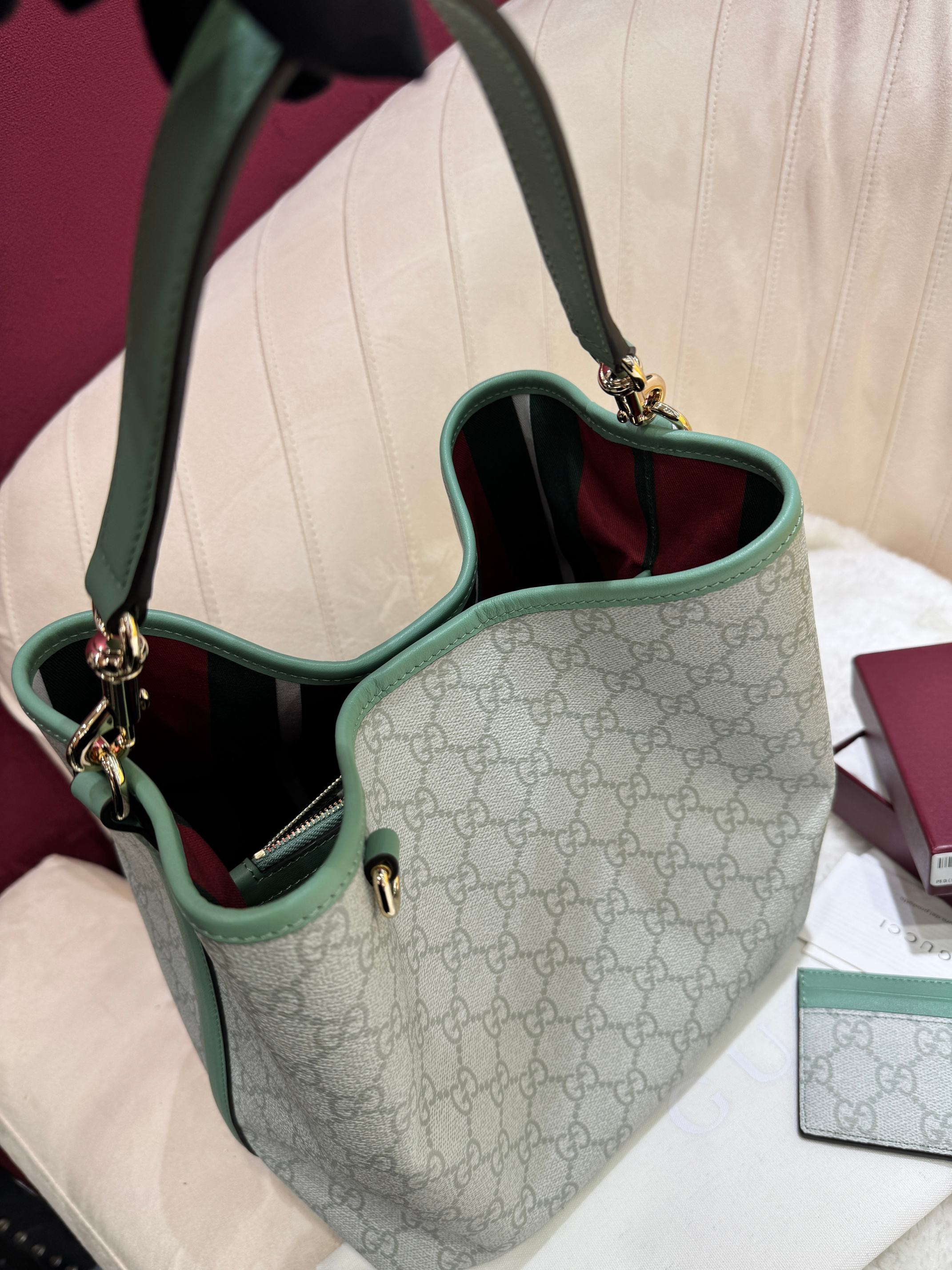 [TOP] GUCCI GG Emblen Bucket Bag 25x25x15.5cm Cowhide - Gray&Green