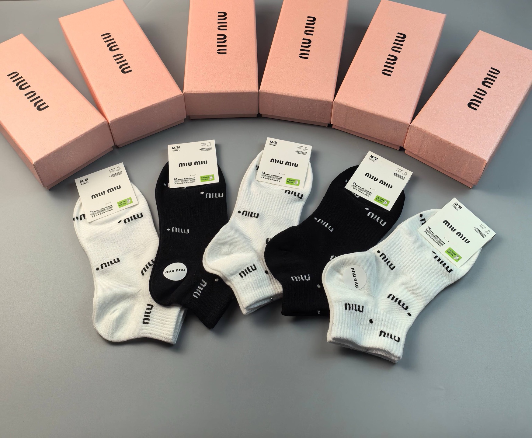 [TOP] Miu Miu Socks - 5 Pieces as a Set