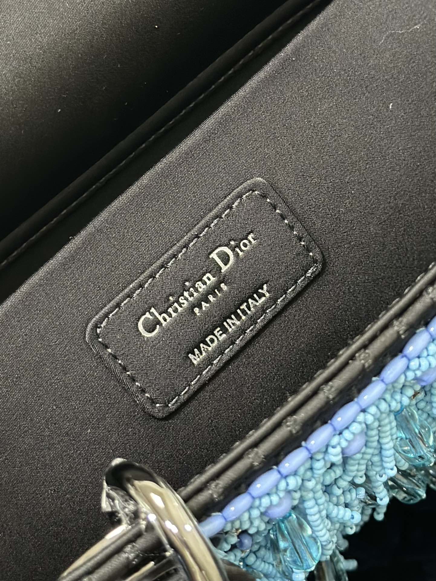 [TOP] Christian Dior Embroidered  Lady D-Joy Bag 26 x 13.5 x 5cm - Blue