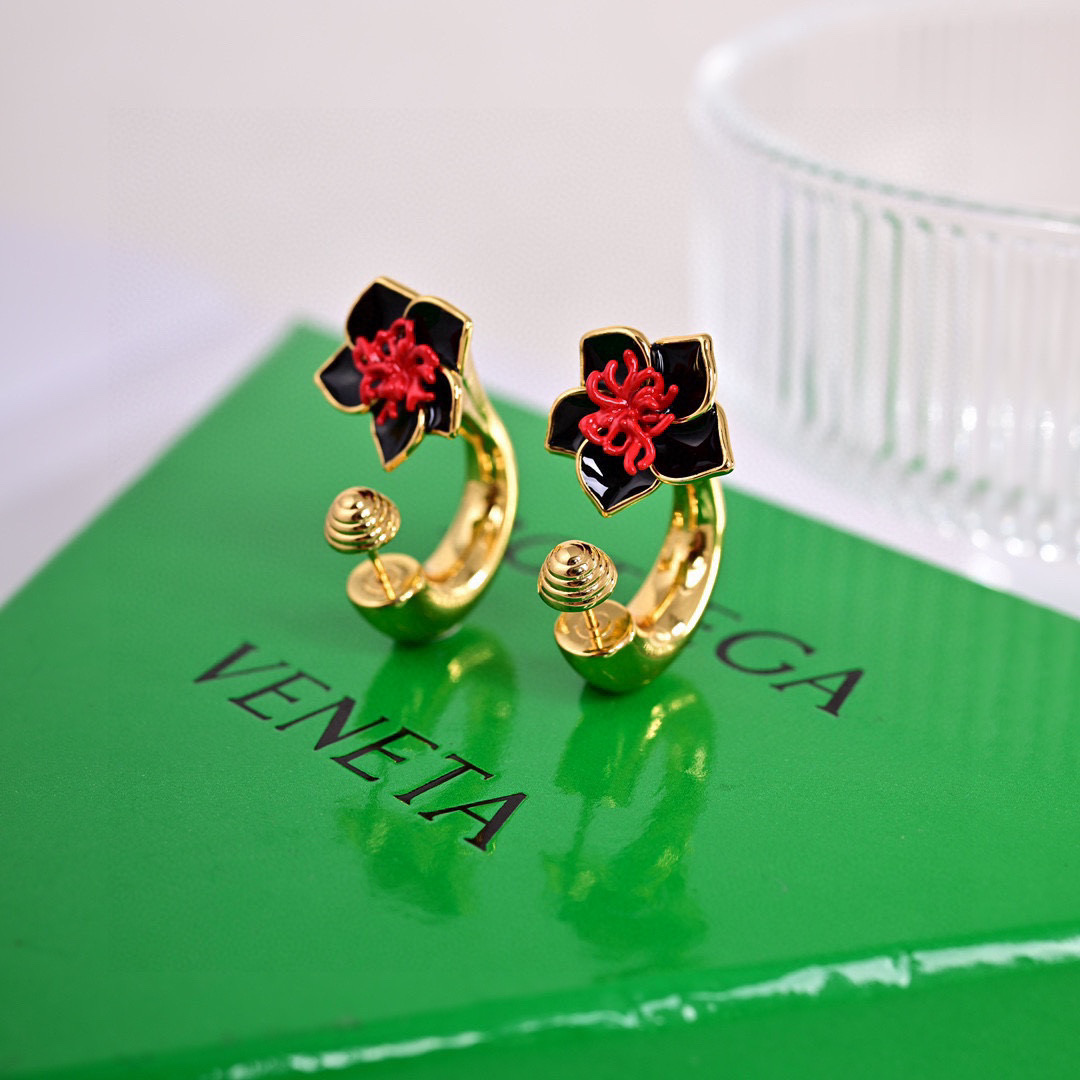 [TOP] Bottega Veneta BV Earring-Gold
